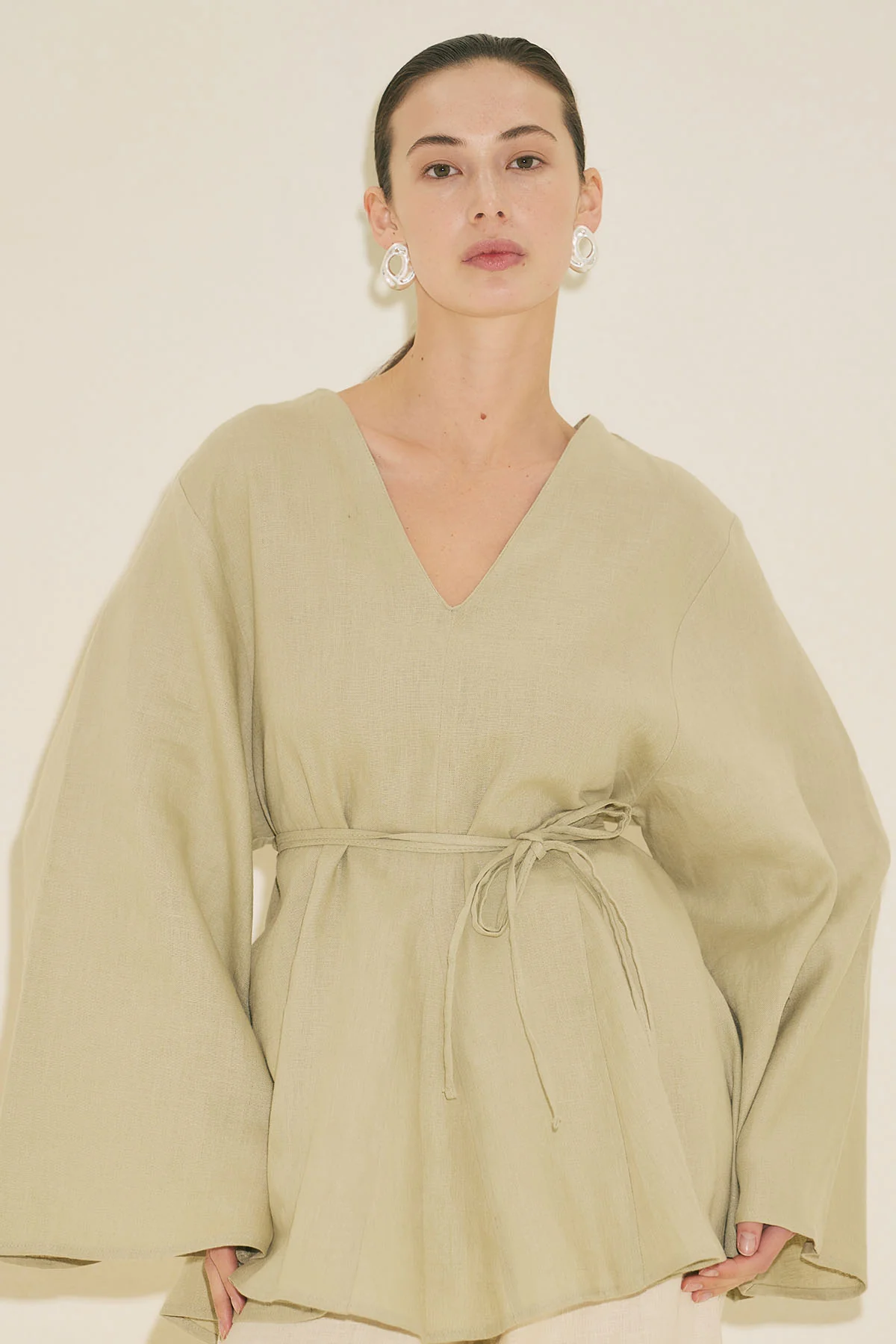 100% Linen Voluminous Tunic Sage Green - Image 6