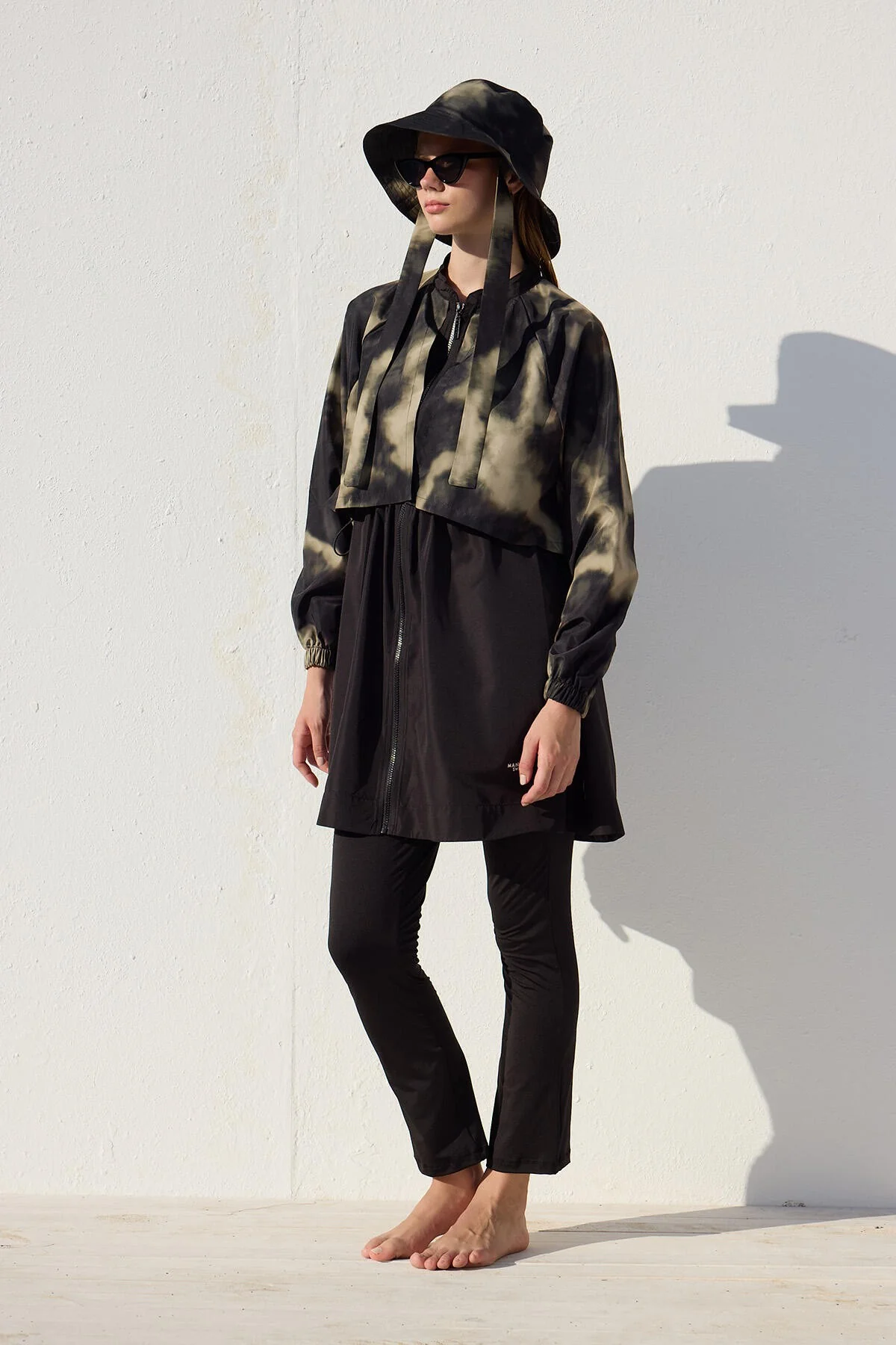 3 Piece Modest Swimsuit Set With Windbreaker Faded Tie Dye - Image 3