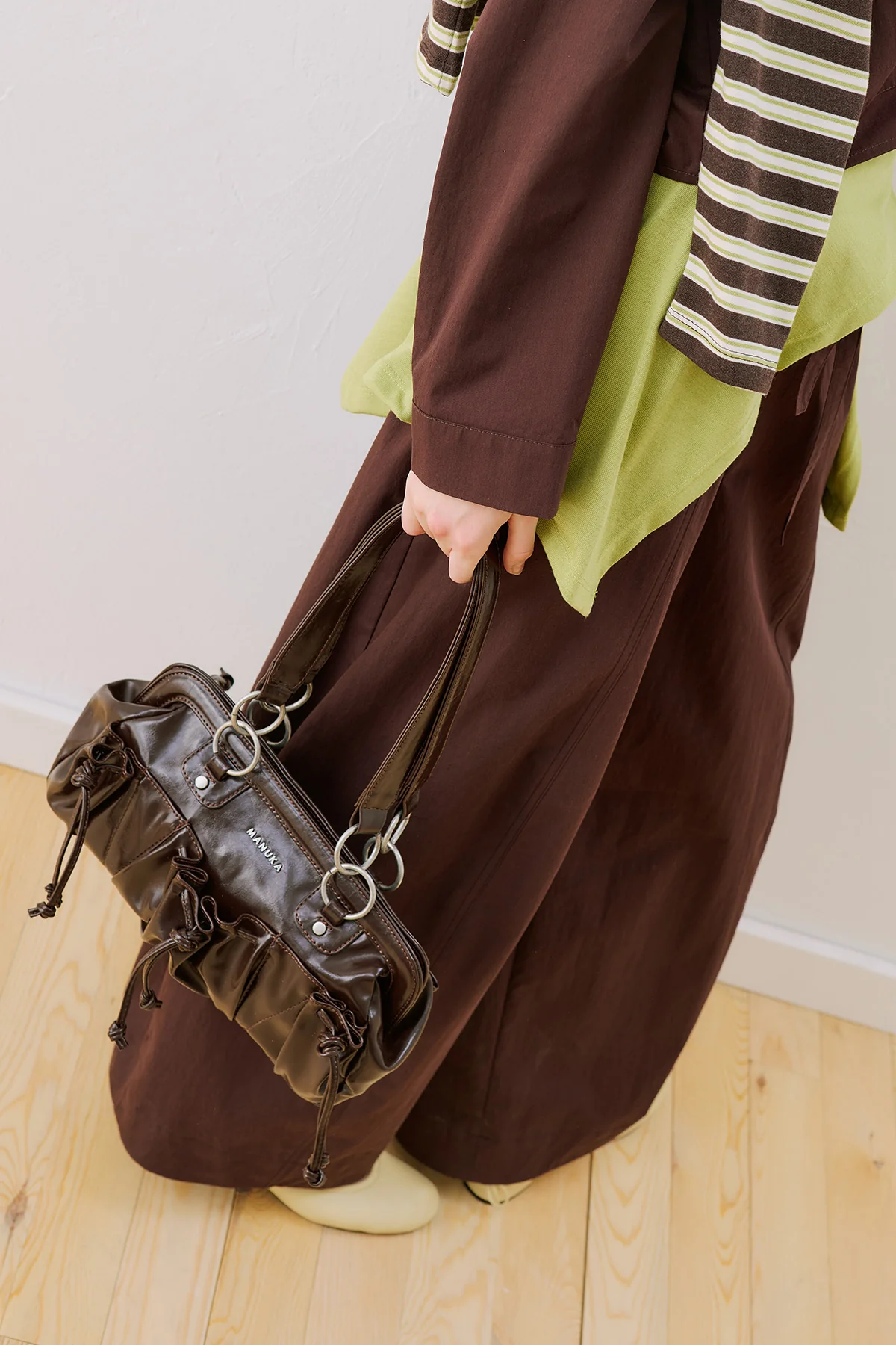 Adela Ruched Pocket Bag Brown - Image 4