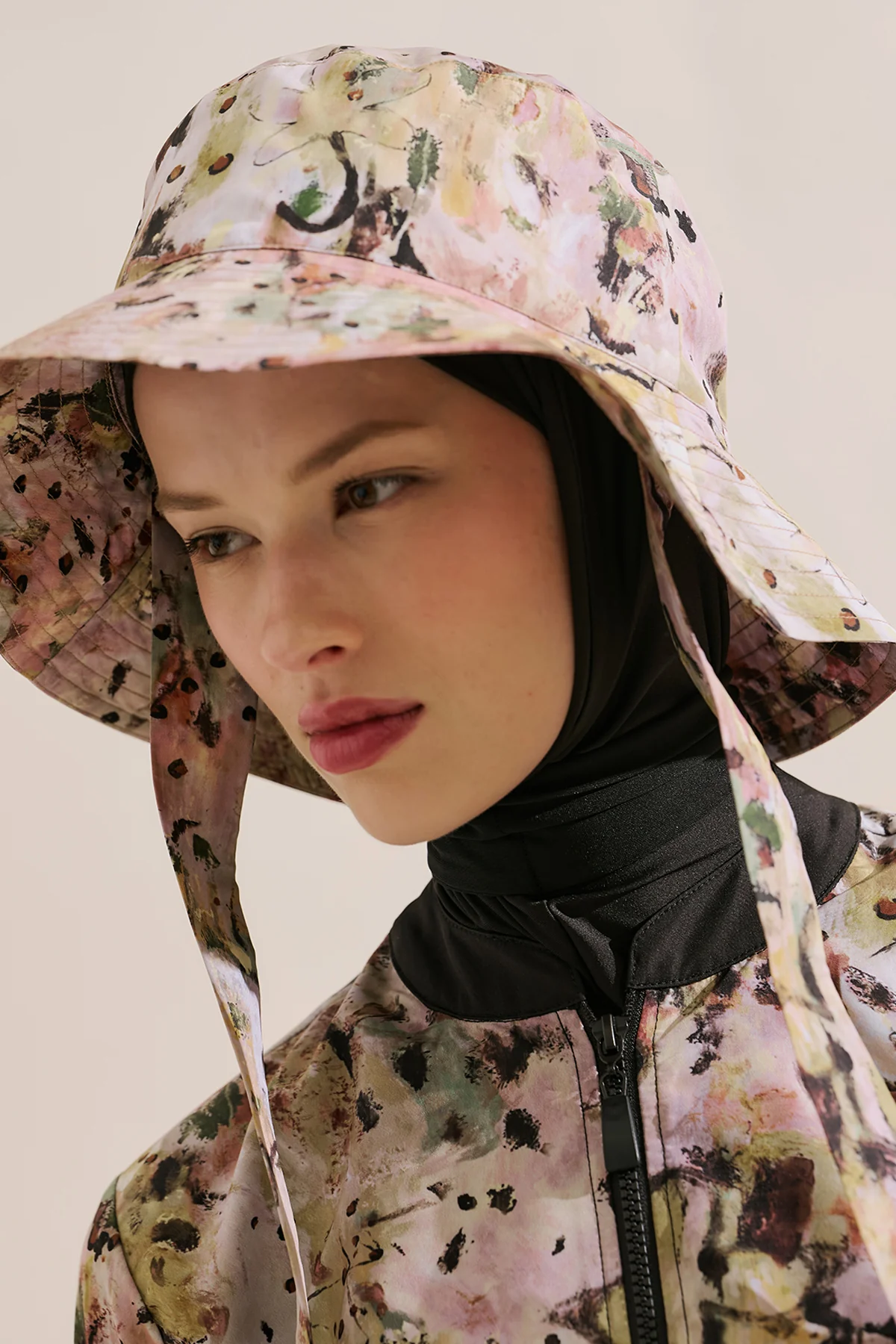 Bucket Hat With String Samira