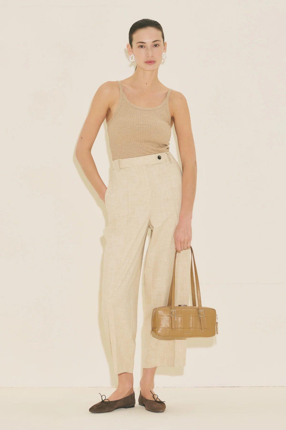 Barrel Leg Trousers Beige