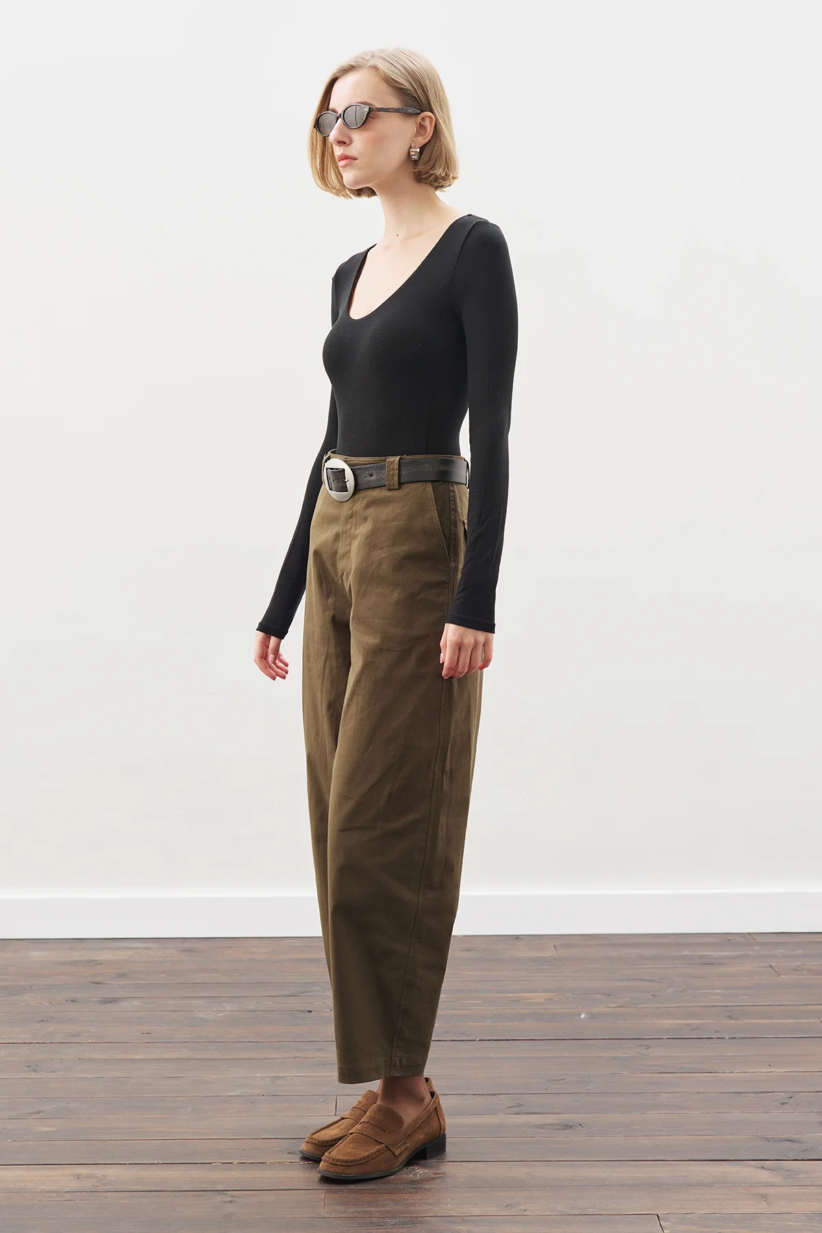 Barrel Trousers Khakı - Image 4