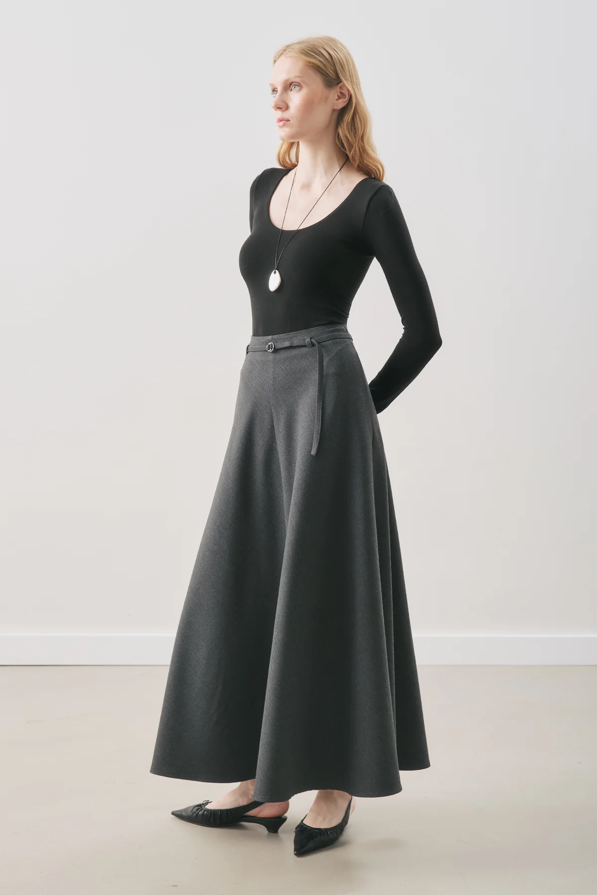 Belted Flared Skirt Anthracite - Image 3