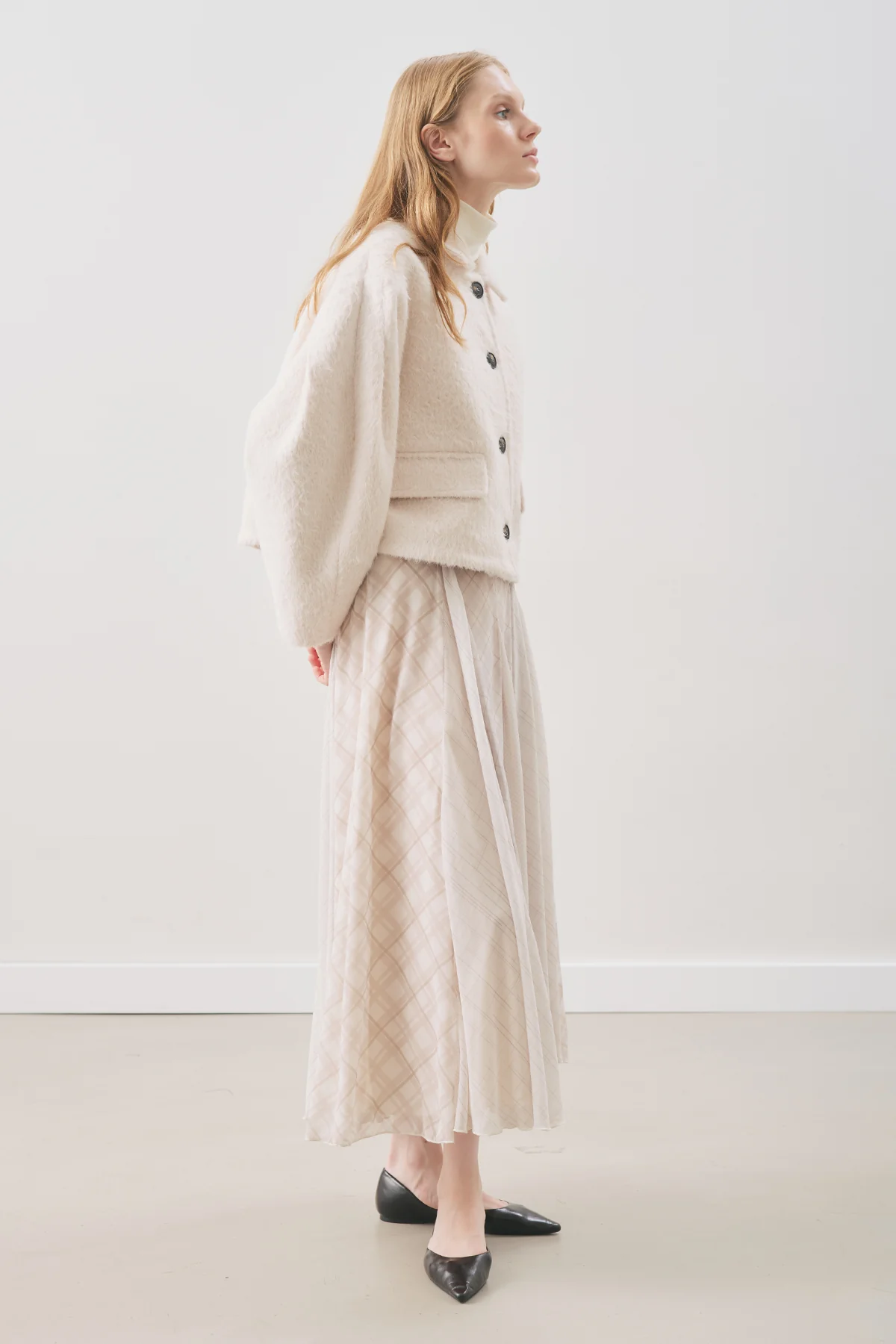 Bouclé Short Coat Ecru - Image 3