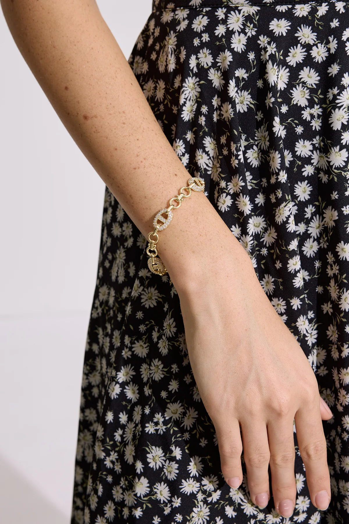 Brillia Zircon Chain Bracelet Standard - Image 2