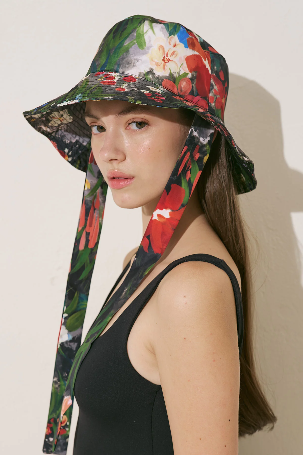 Bucket Hat With String Dark Garden - Image 3