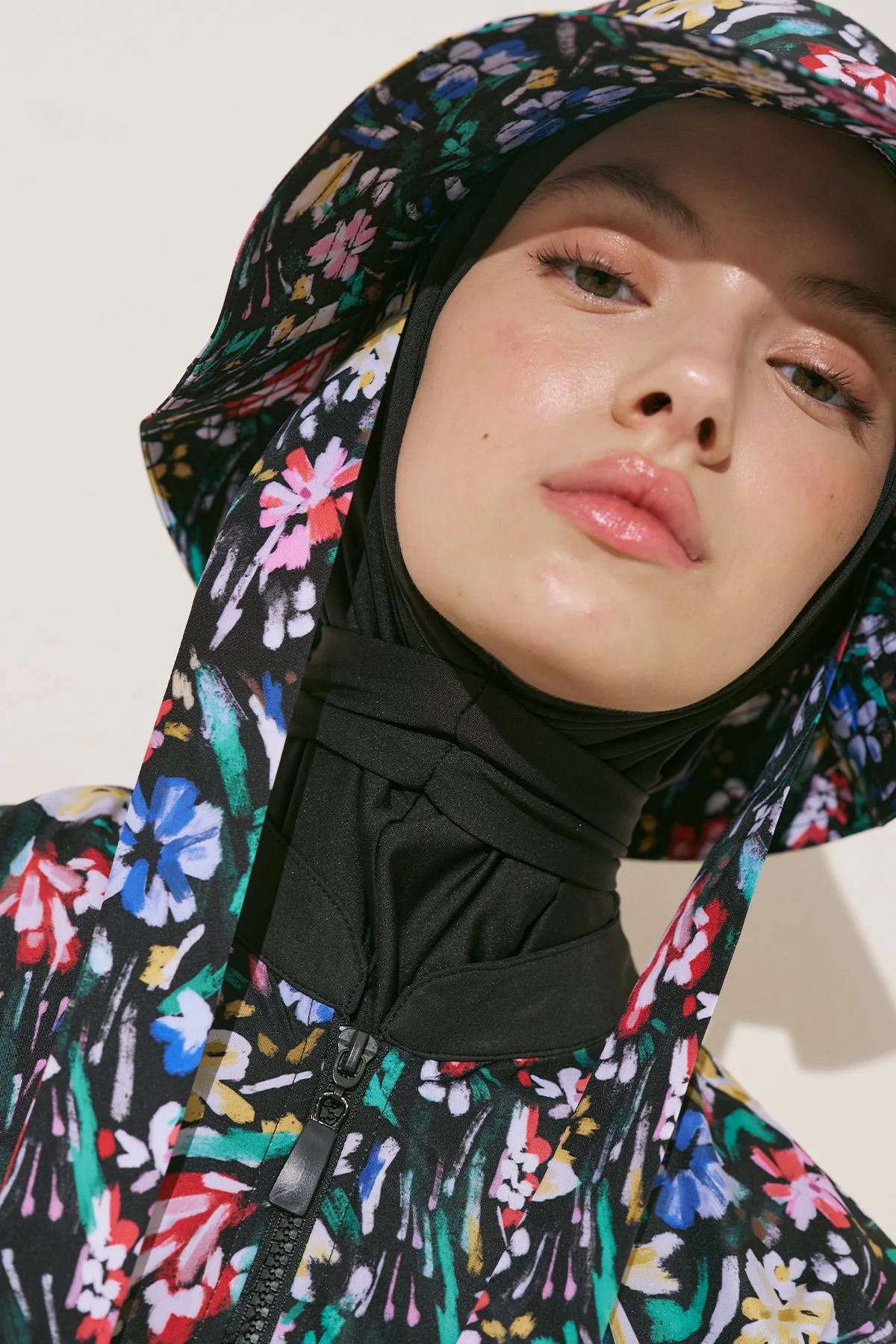 Bucket Hat With String Garden - Image 2