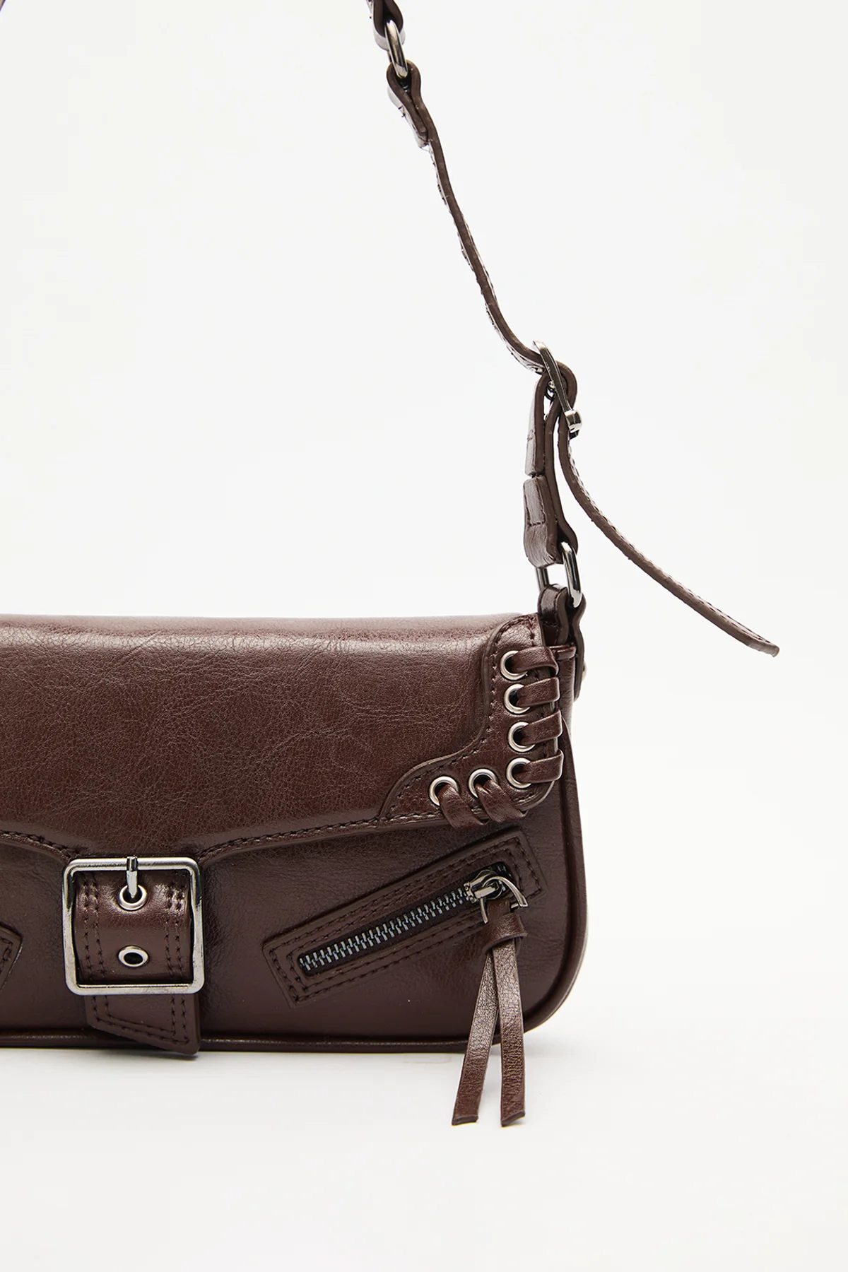 Buckle Detail Shoulder Bag Brown - Image 4