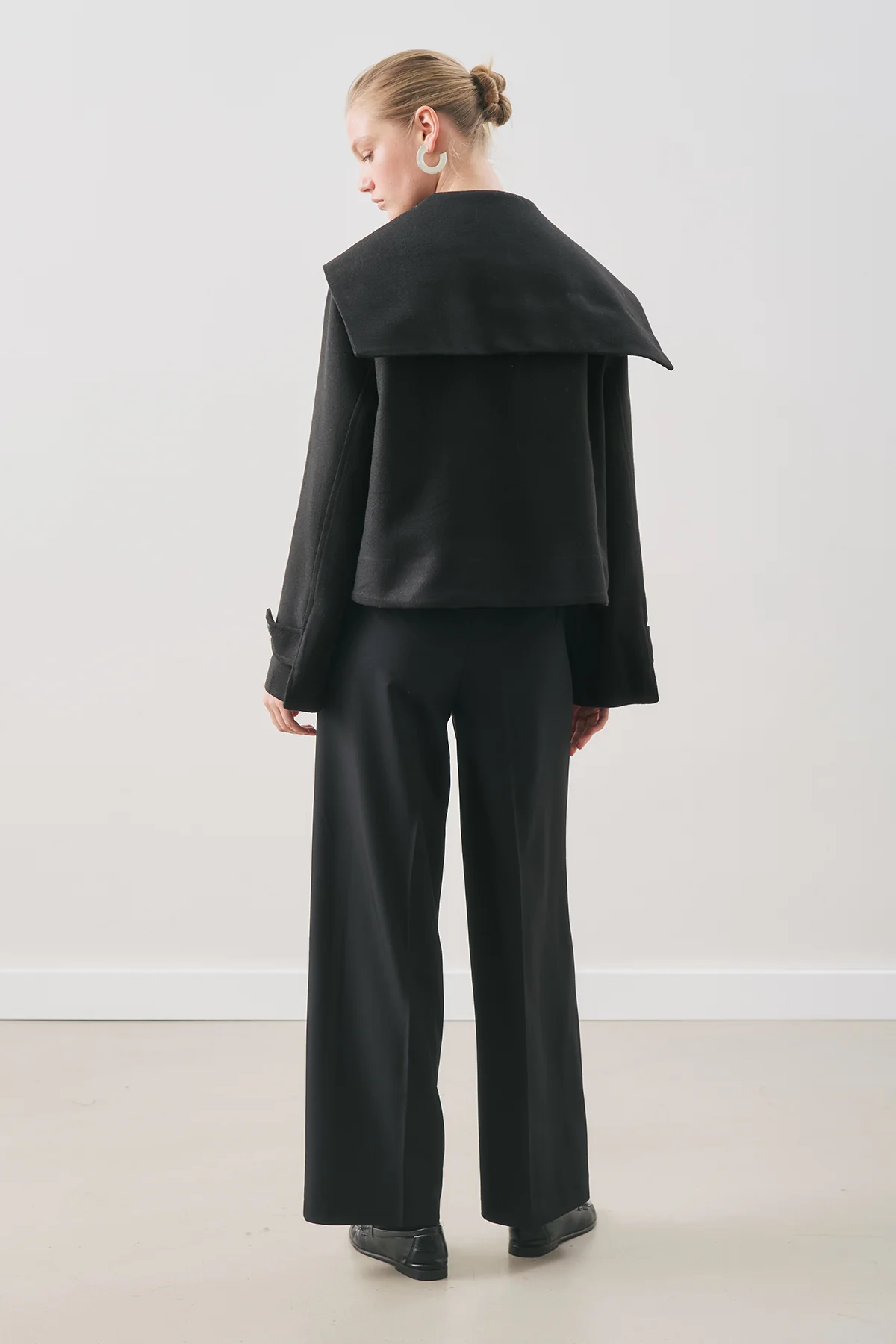 Button-Detail Wool Coat Black - Image 6