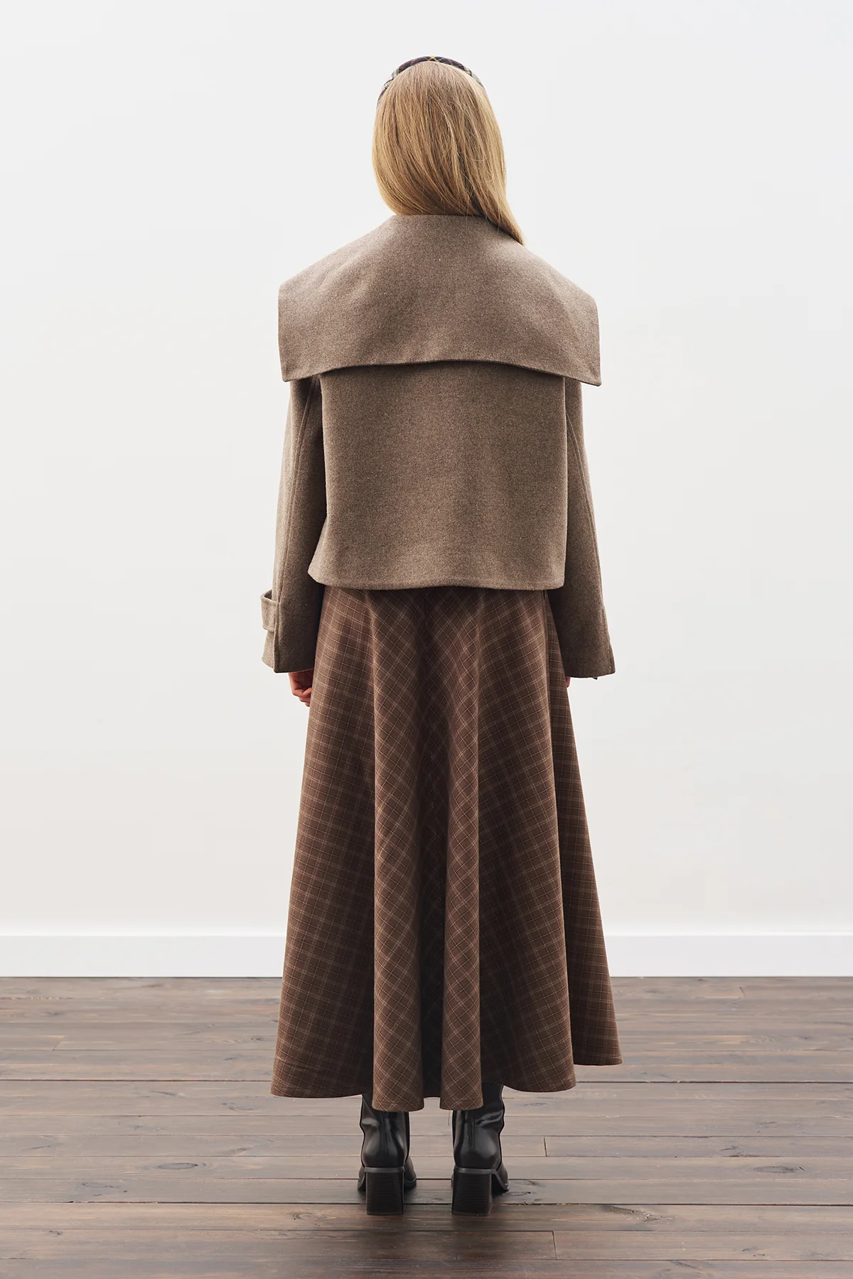 Button-Detail Wool Coat Mınk - Image 7