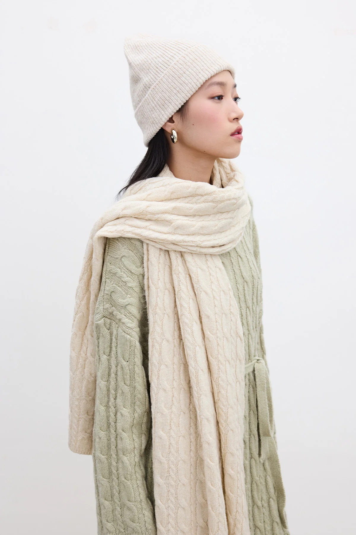 Cable-Knit Scarf Beige - Image 2