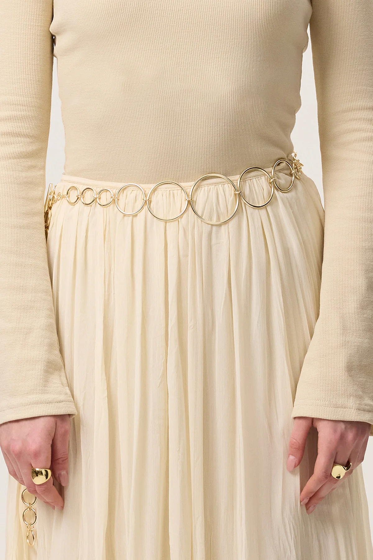 Chain Belt With Ring Detail Gold - Image 4