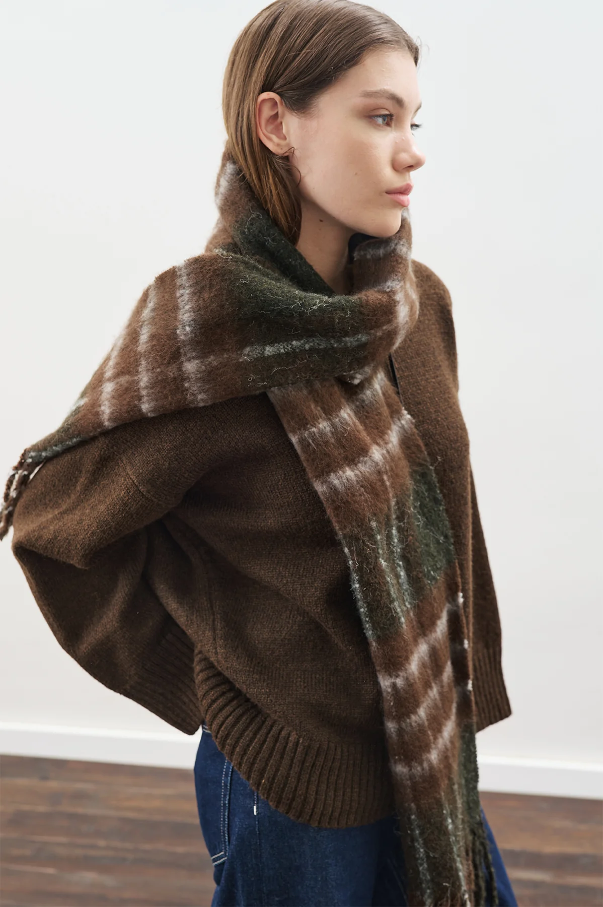 Checked Pattern Scarf Grey - Image 3