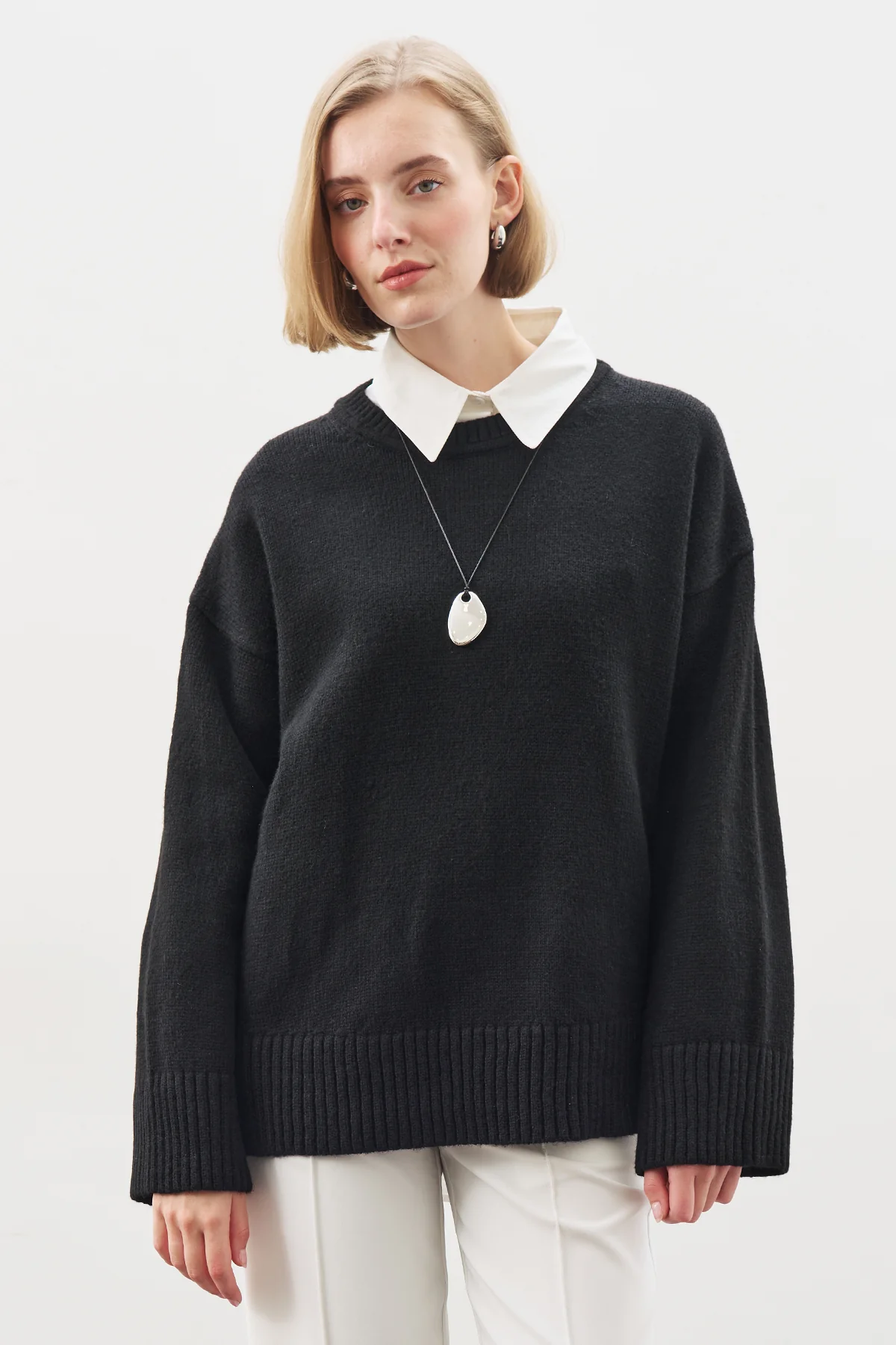 Chunky Oversized Sweater Black - Image 5