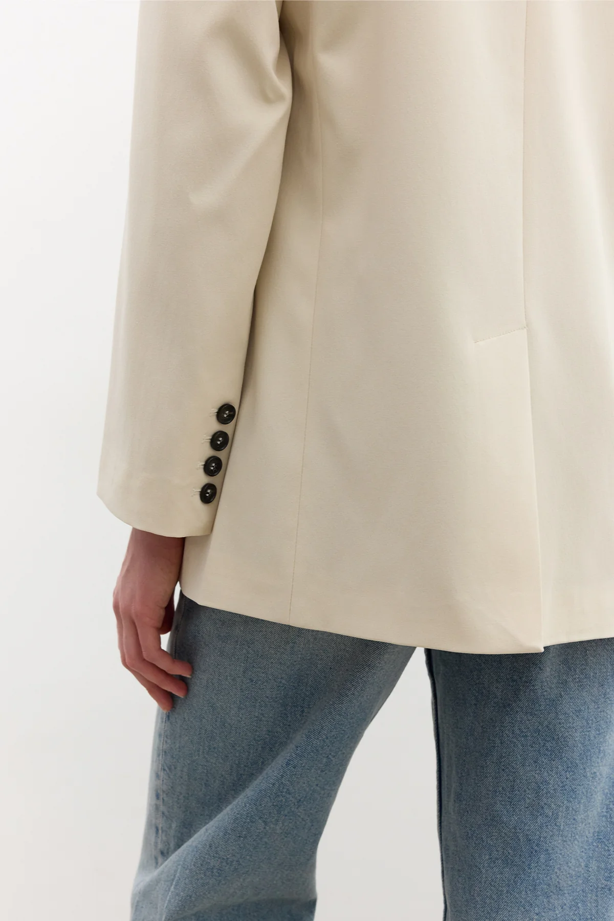 Classic Buttoned Blazer Vanilla - Image 5