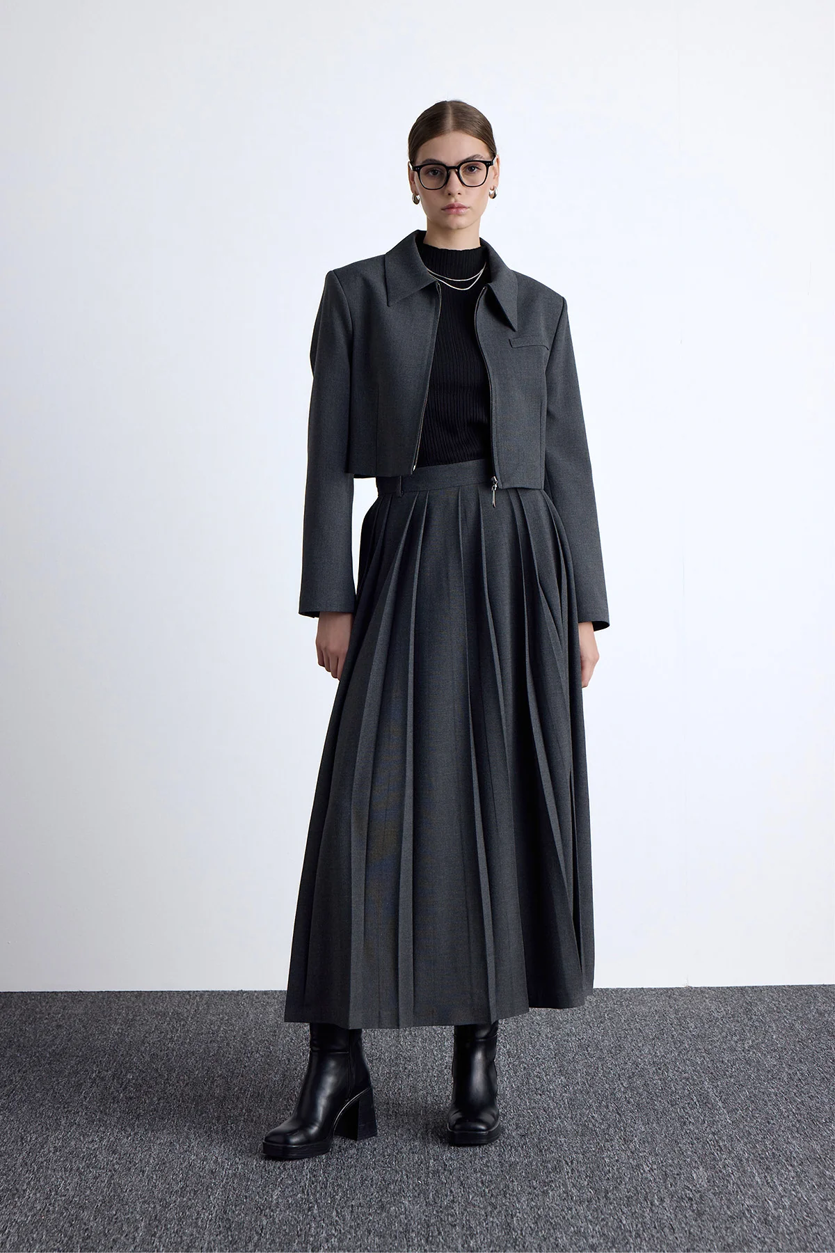 Classic Crop Blazer Anthracite - Image 4