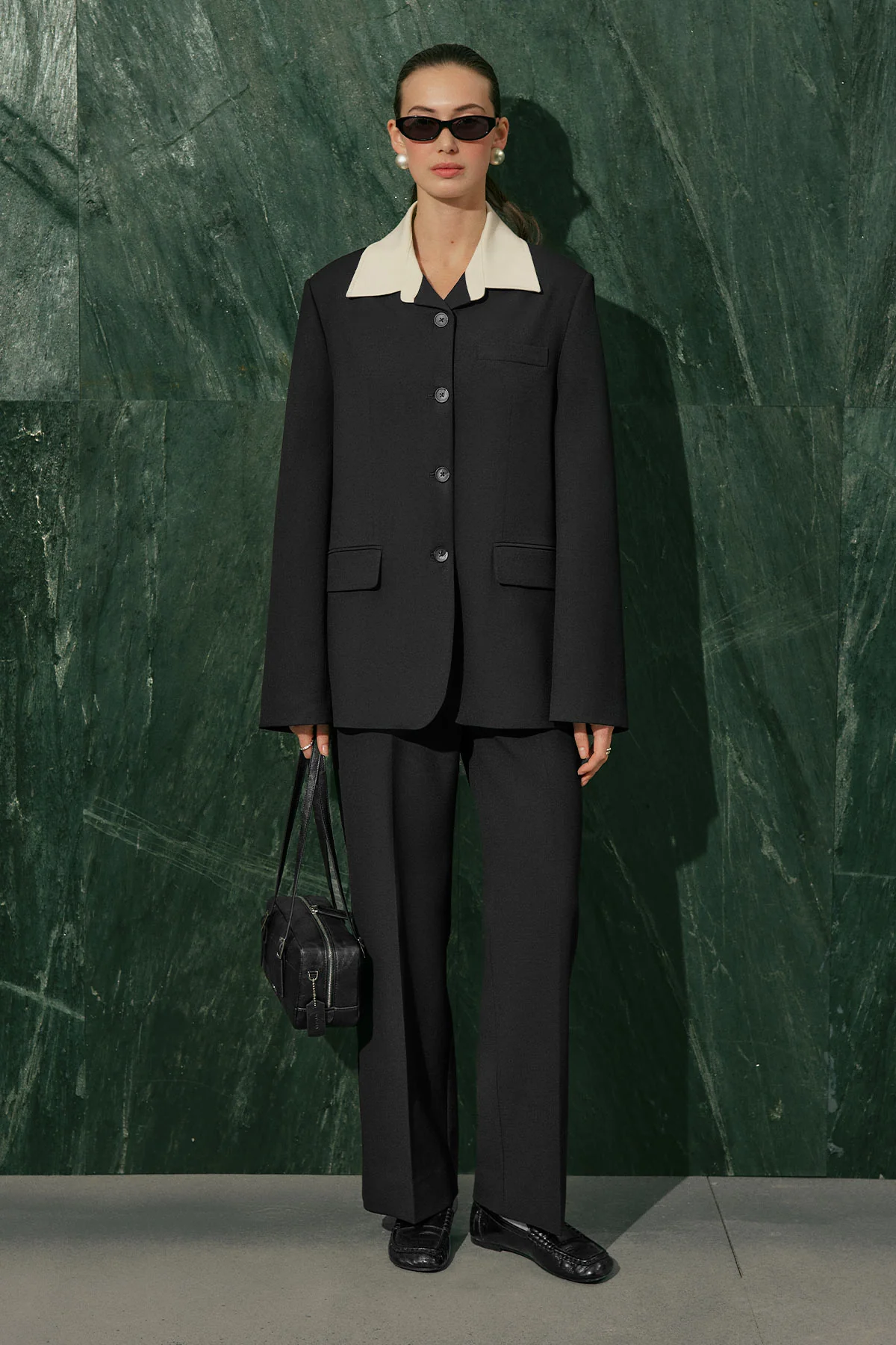 Contrast Collar Blazer Black