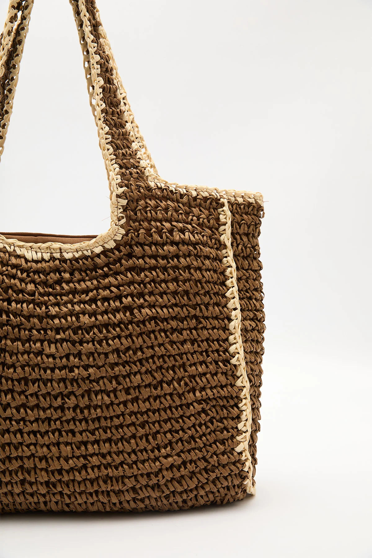 Contrast-Detail Straw Bag Brown - Image 6