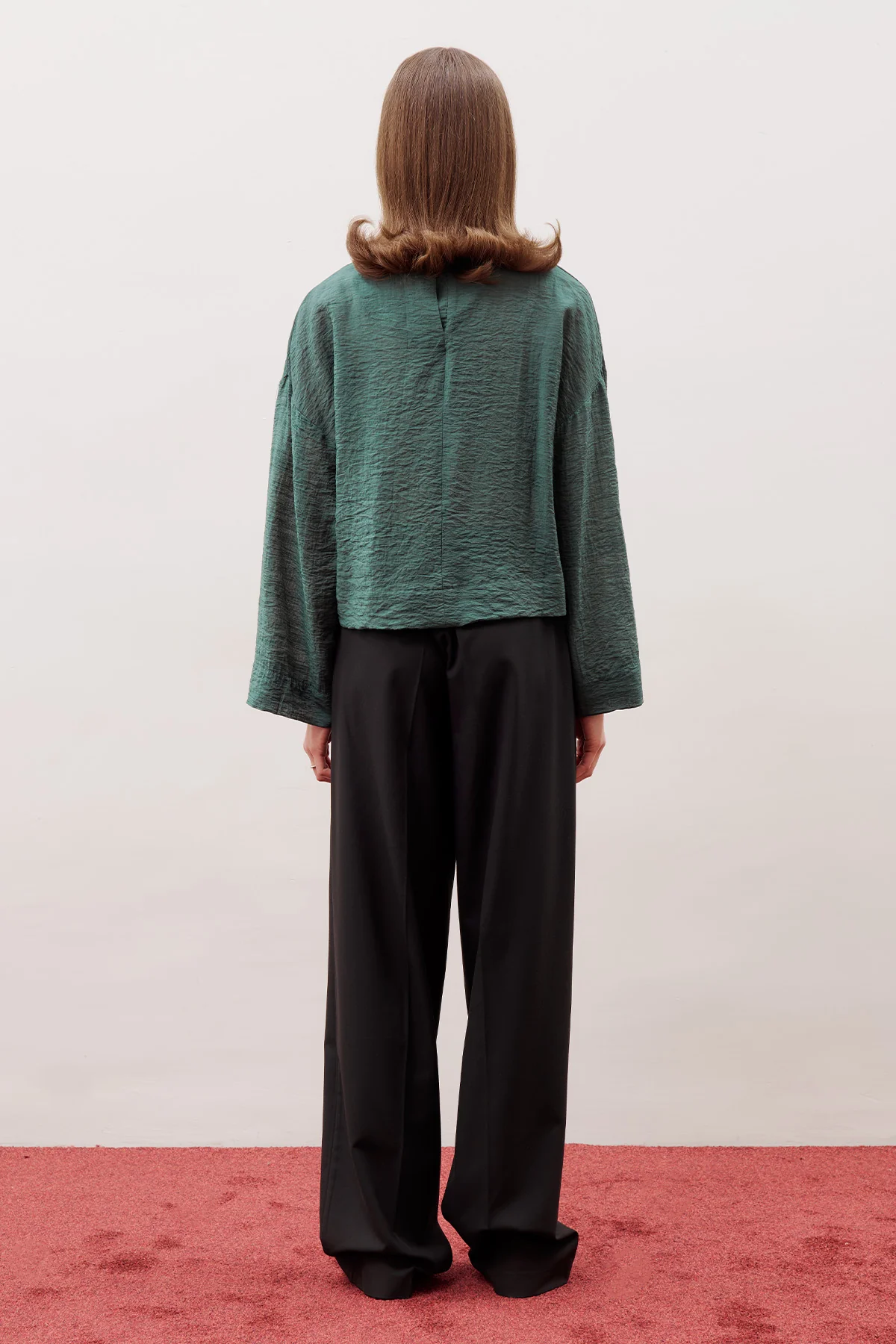 Crew Neck Crop Top Green - Image 10
