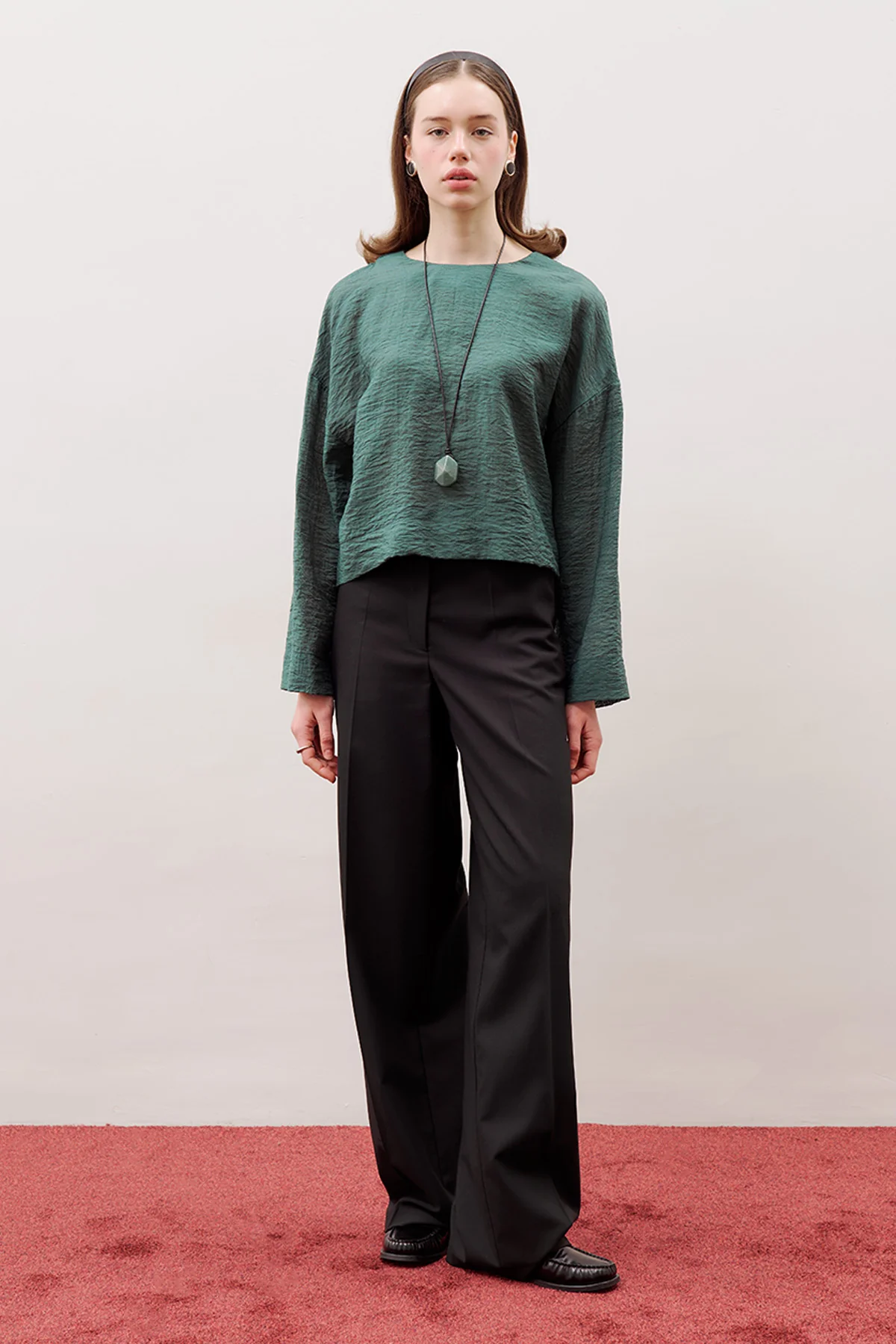 Crew Neck Crop Top Green - Image 8