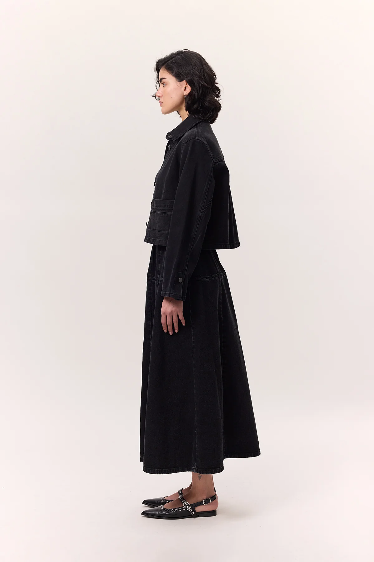 Cropped Denim Shirt Jacket Black - Image 7