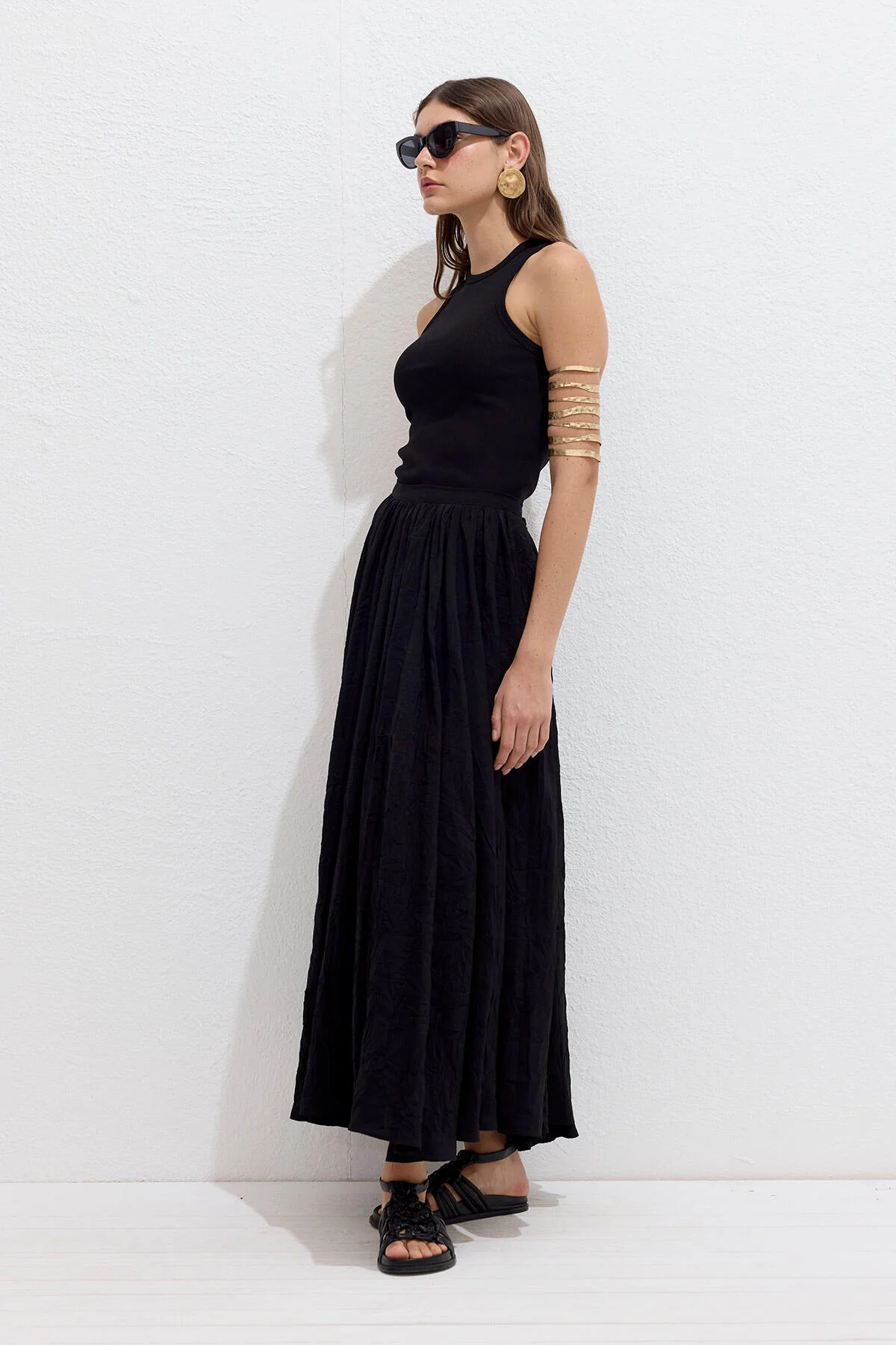 Crushed Effect Premium Skirt Black - Image 5