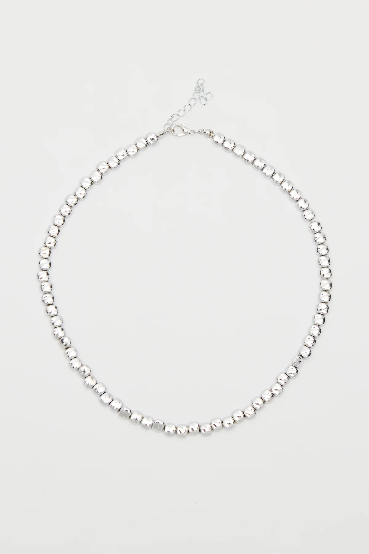 Delicate Beaded Necklace Silver - Image 4