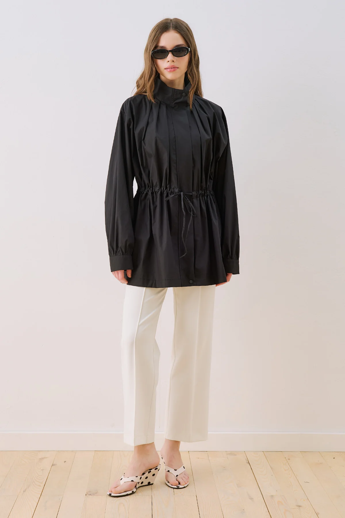 Dina Pleat Detail Jacket Black - Image 2