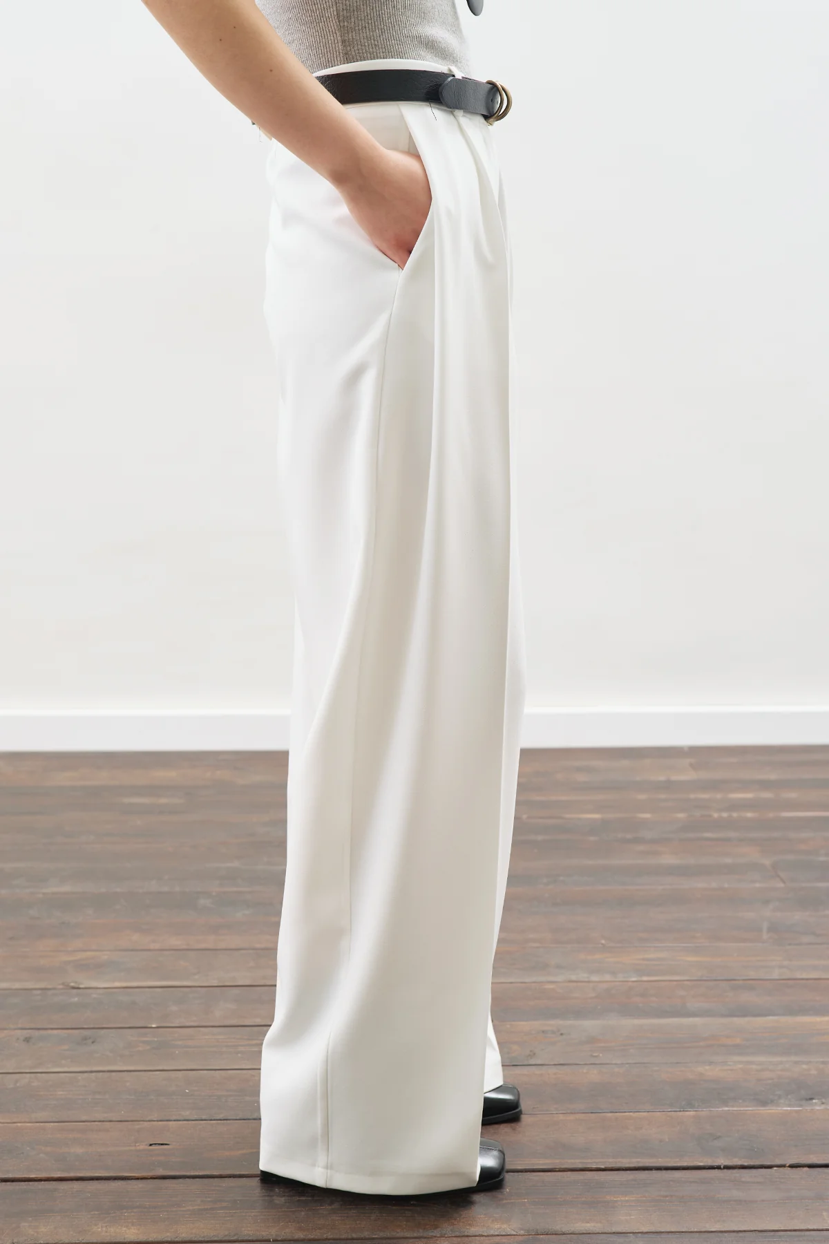 Dona Pleated Palazzo Trousers Ecru - Image 2