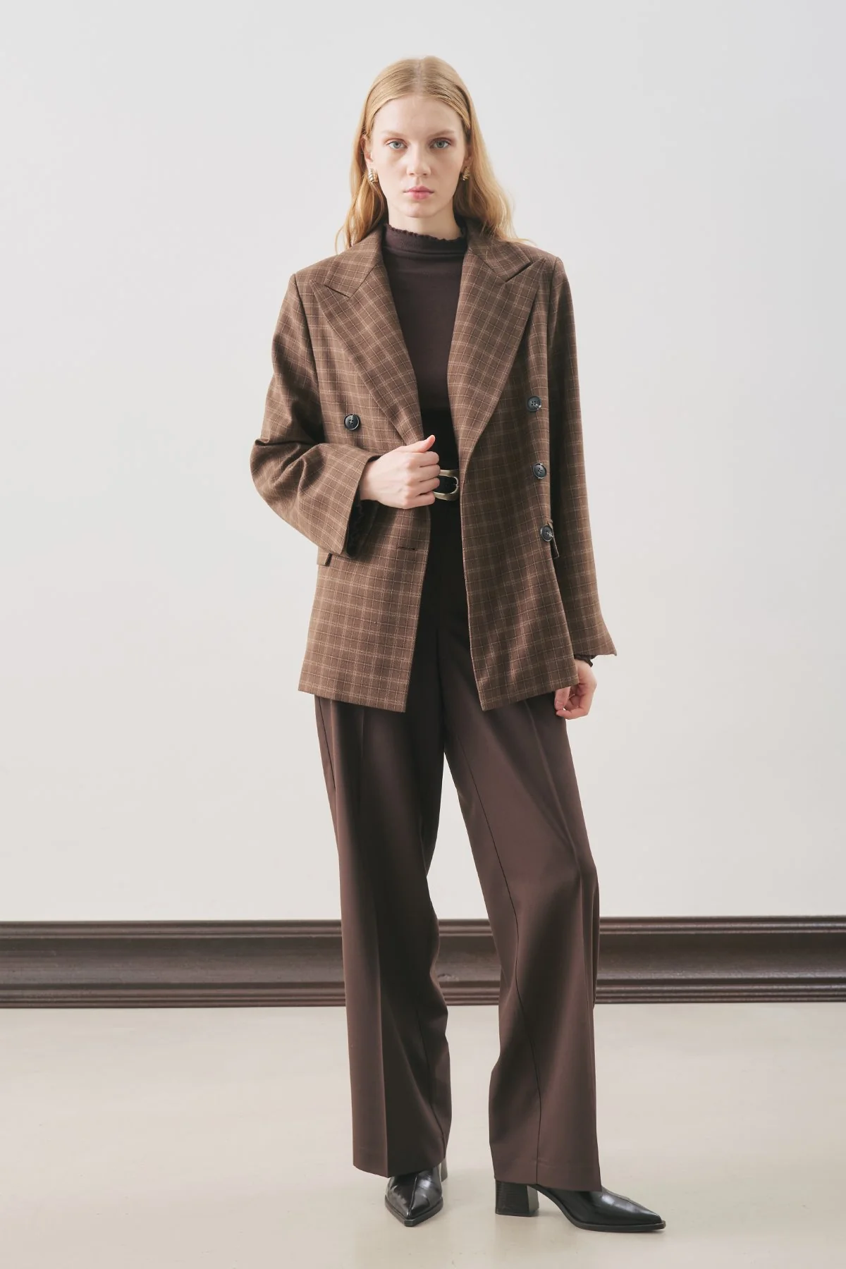 Double-Breasted Checked Blazer Brown - Image 2