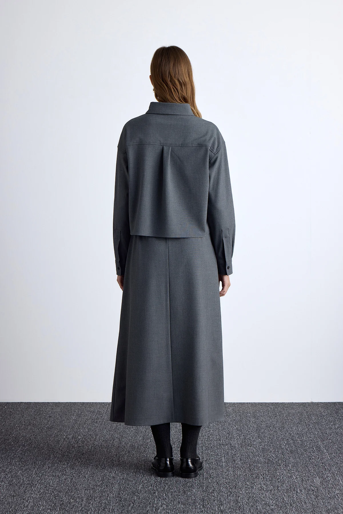 Draped Crop Shirt Grey - Image 6