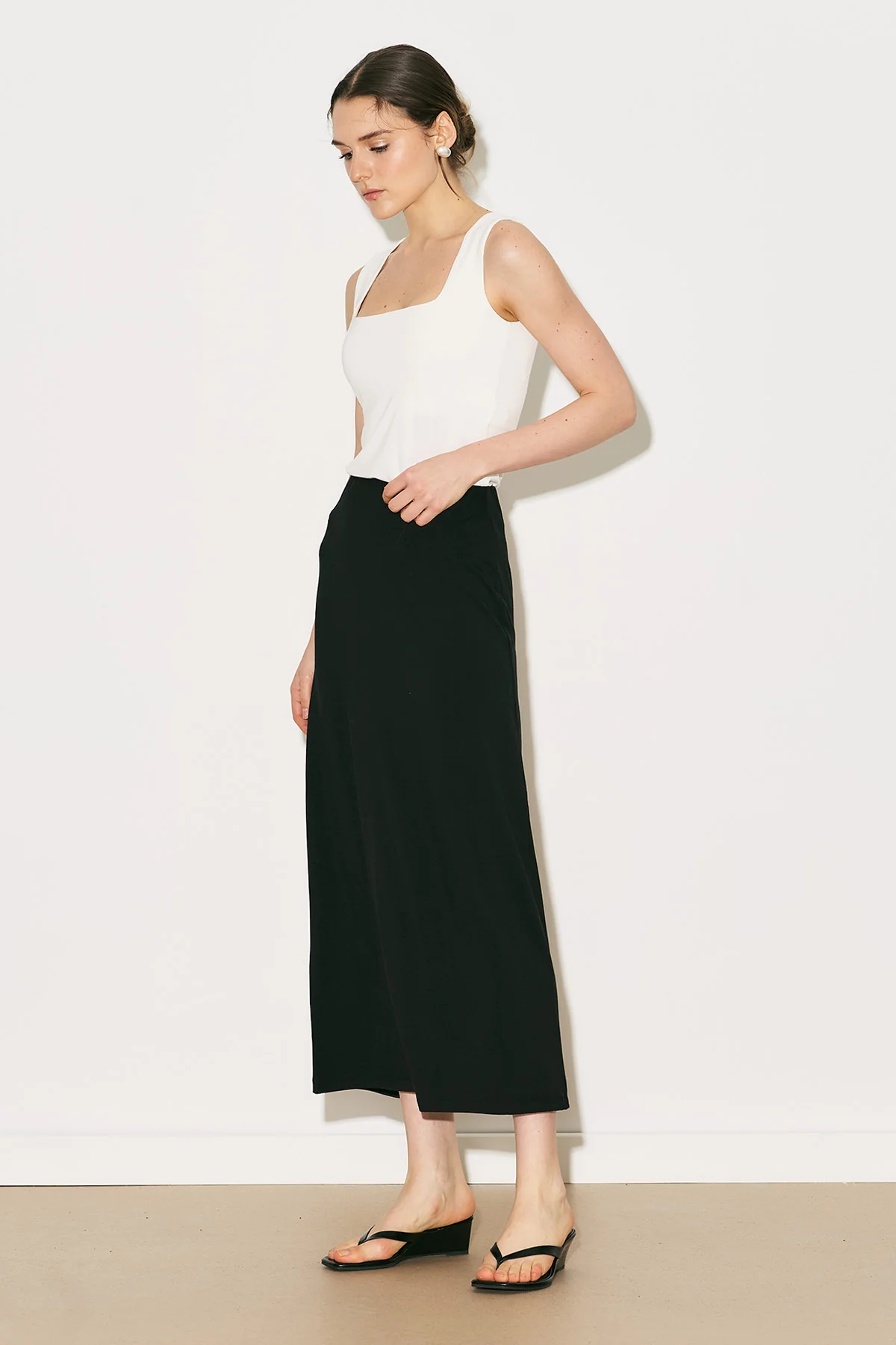 Easy Relaxed Skirt Black - Image 19