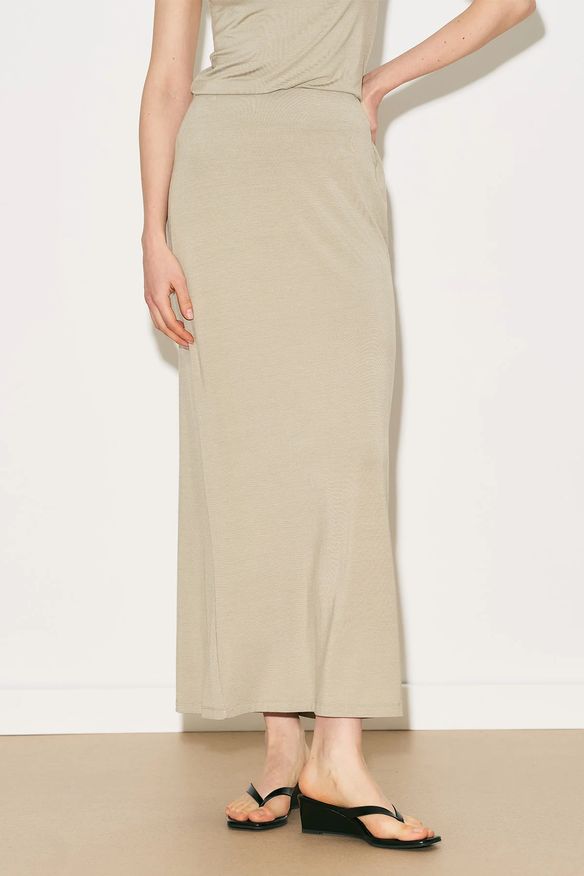 Easy Relaxed Skirt Stone - Image 7