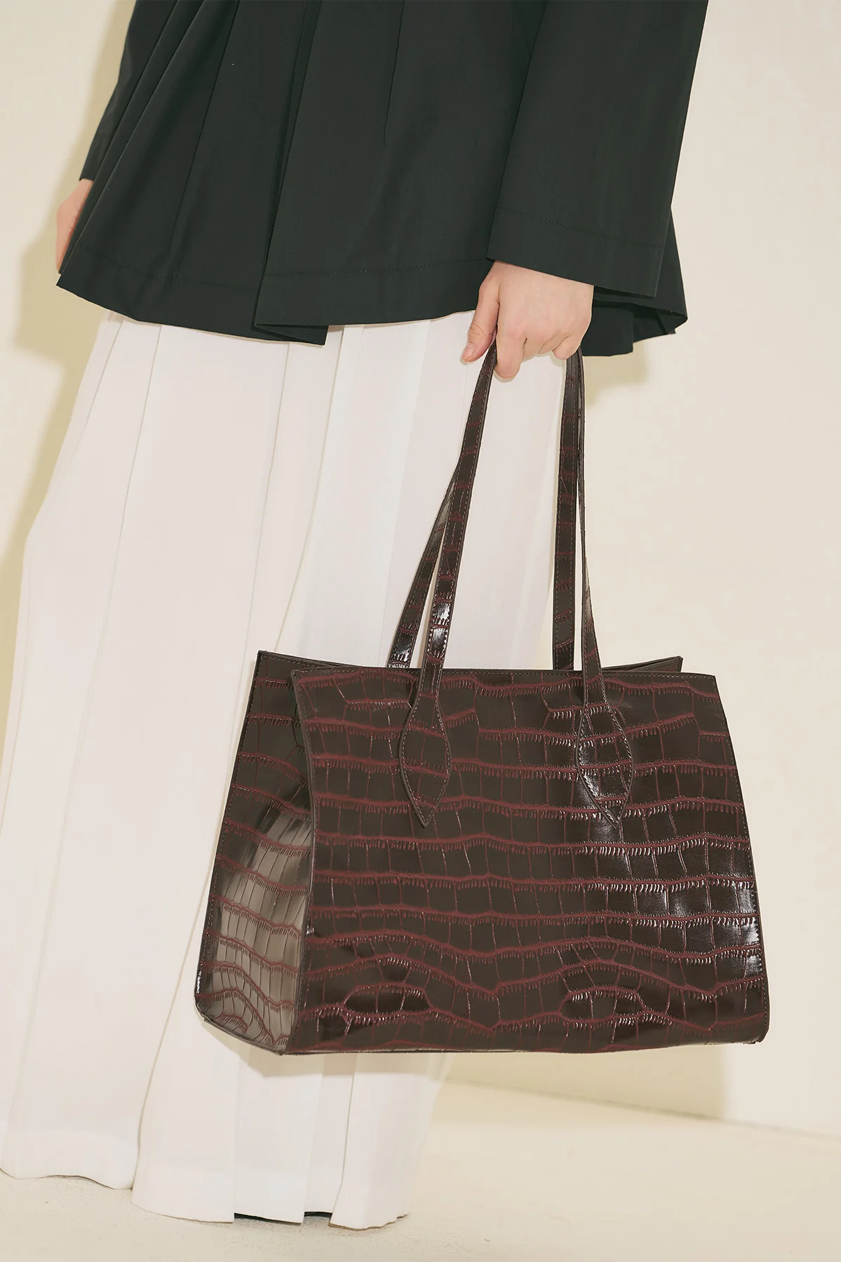 Embossed Leather City Bag Burgundy - Image 3