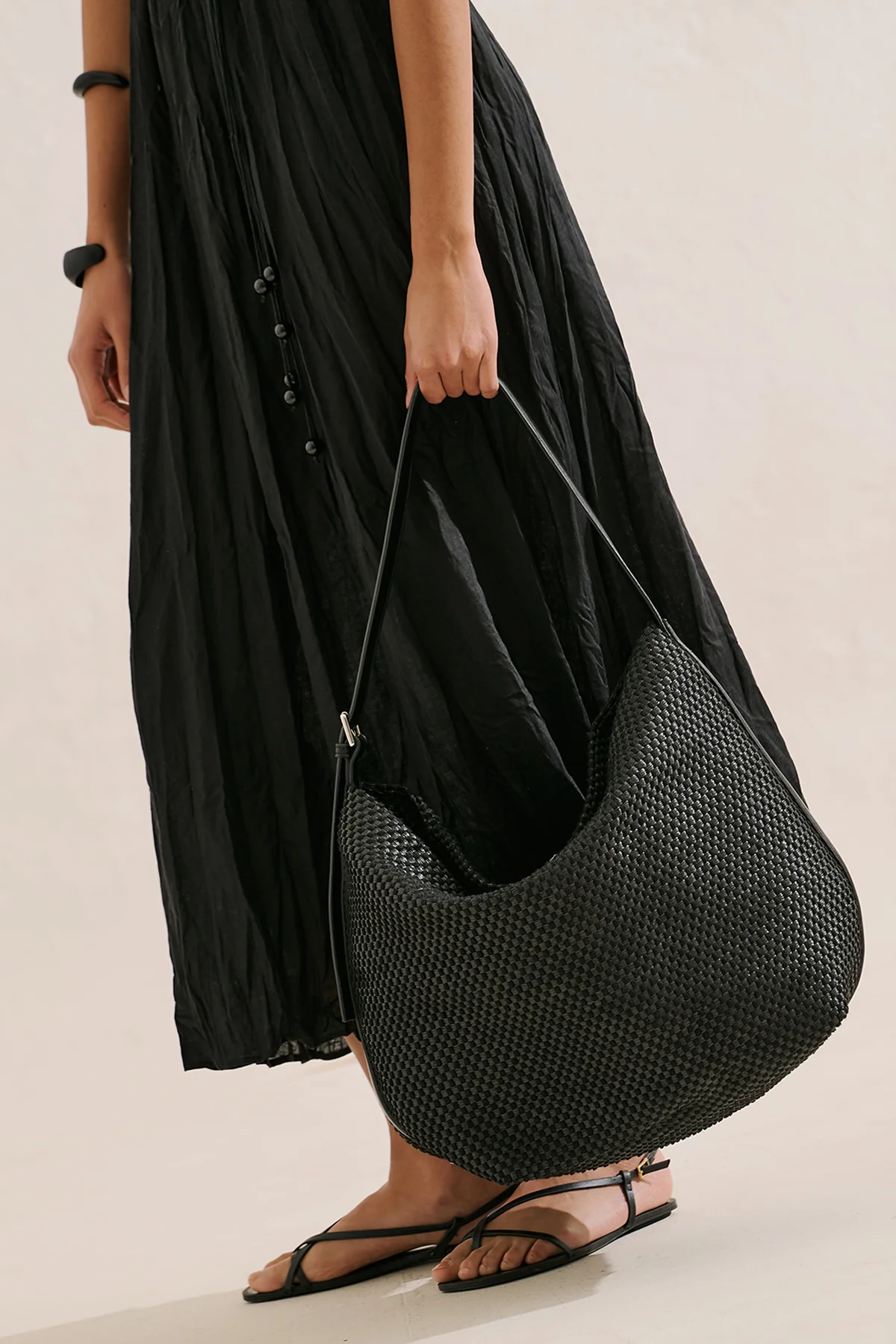 Ezra Woven Xl Bag Black - Image 2