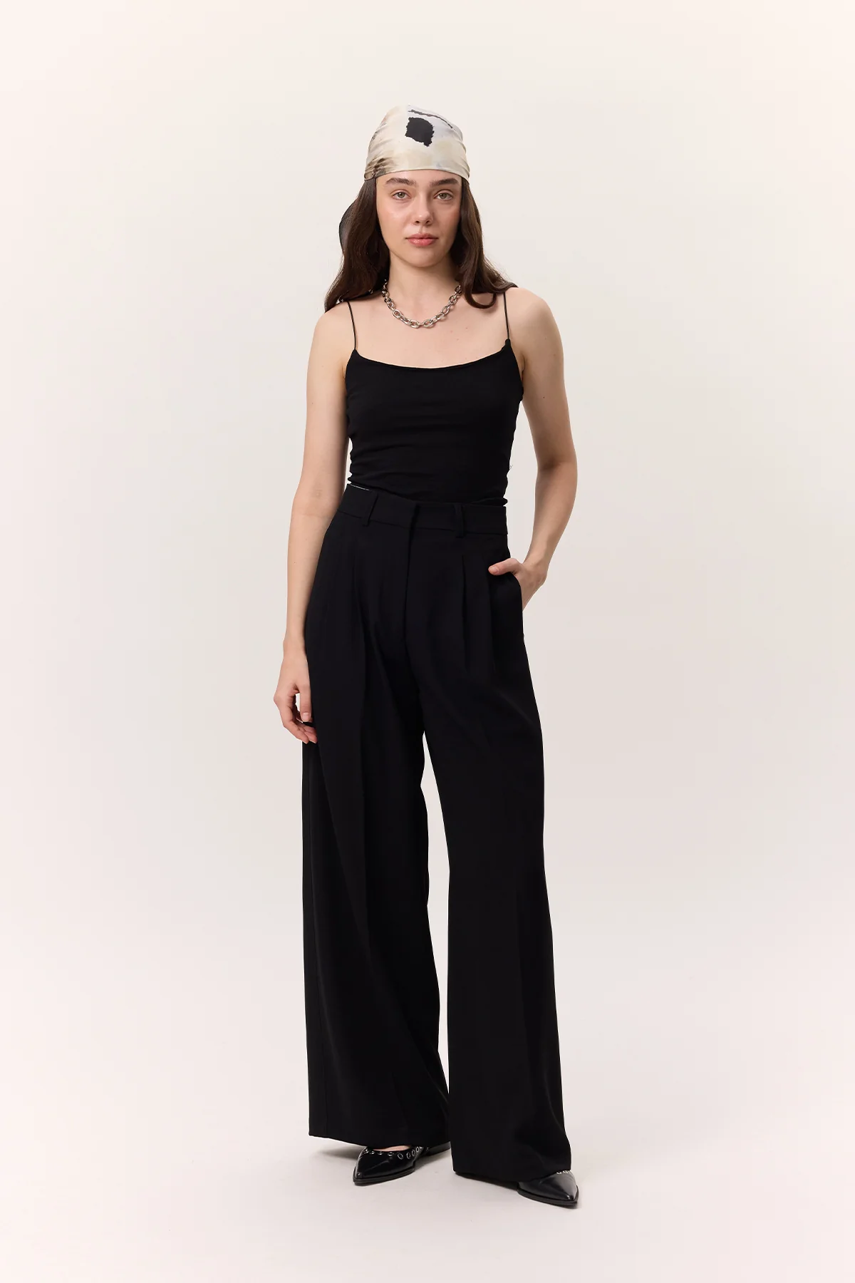 Fluid Pleated Trousers Black - Image 5