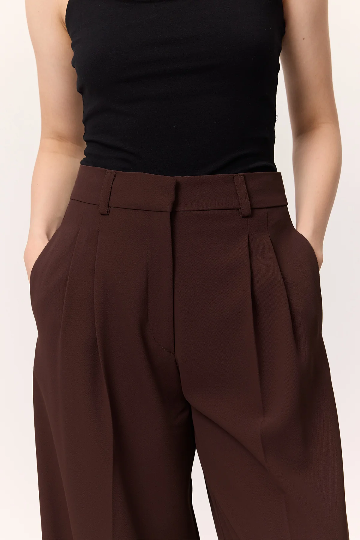 Fluid Pleated Trousers Damson - Image 4