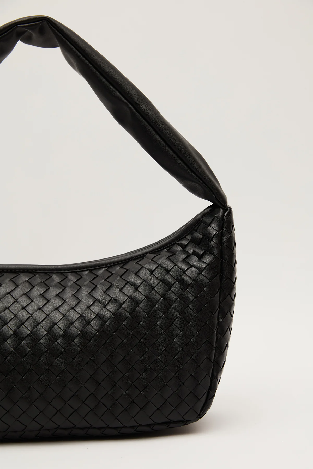 Frances Woven Oval Bag Black - Image 9