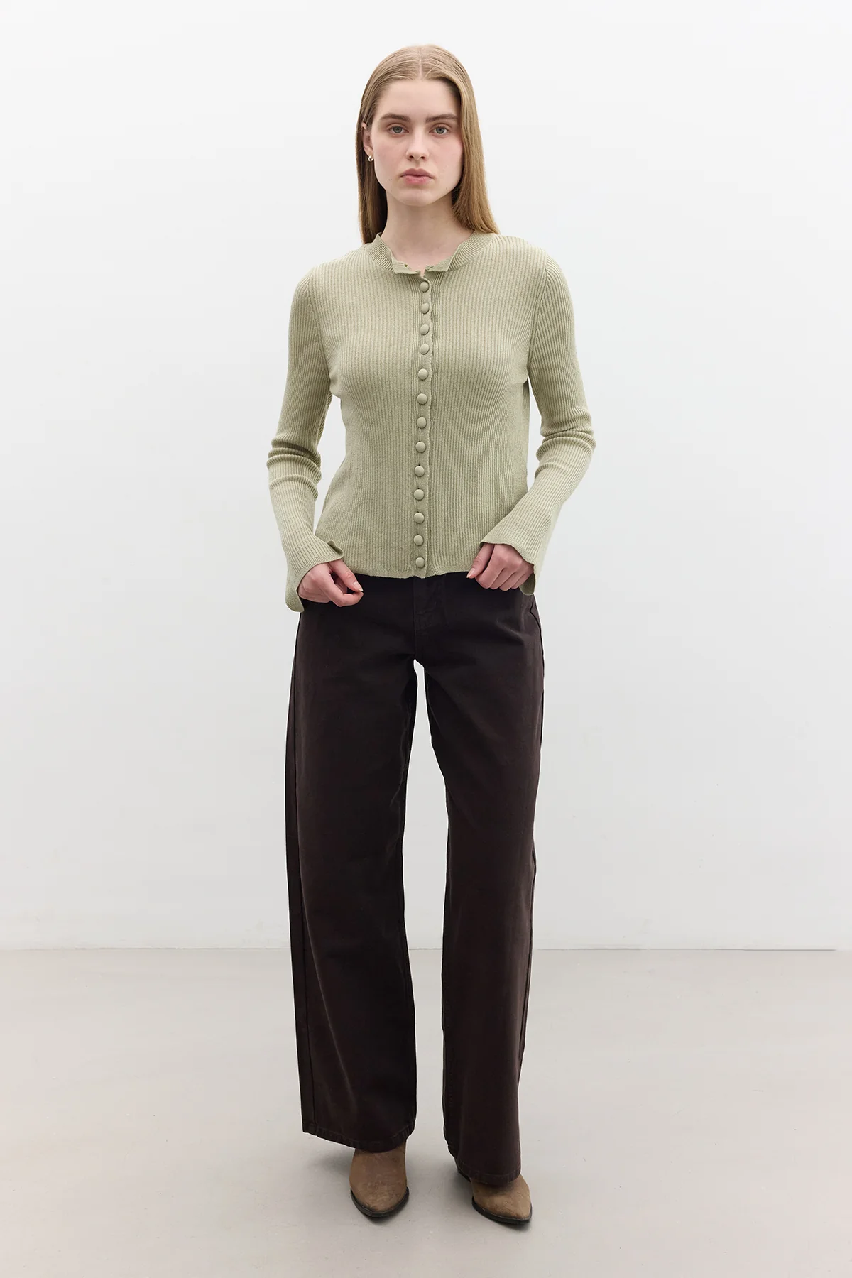 Gabardine Baggy Trousers Brown - Image 3