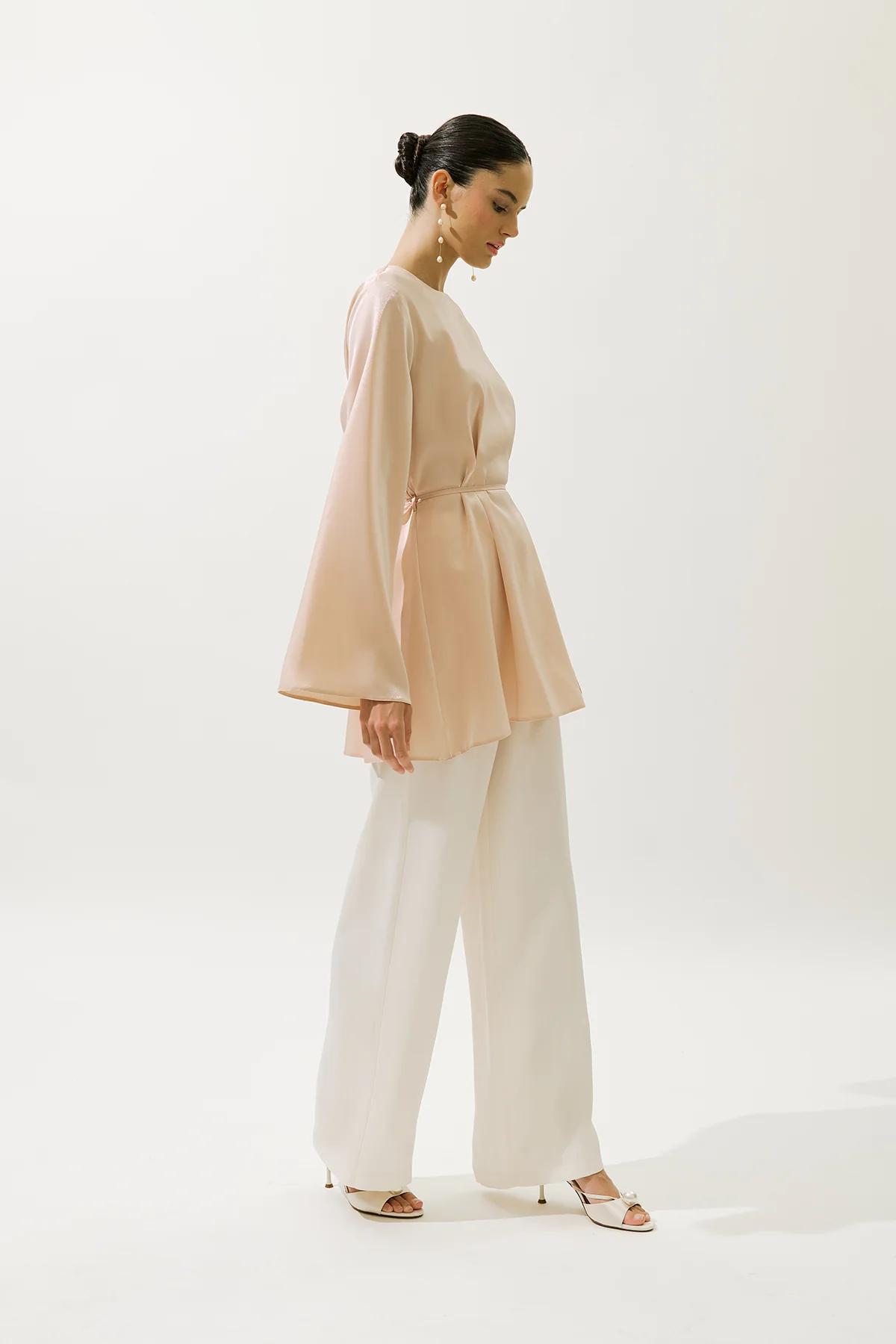 Hana Organza Blouse Powder - Image 5