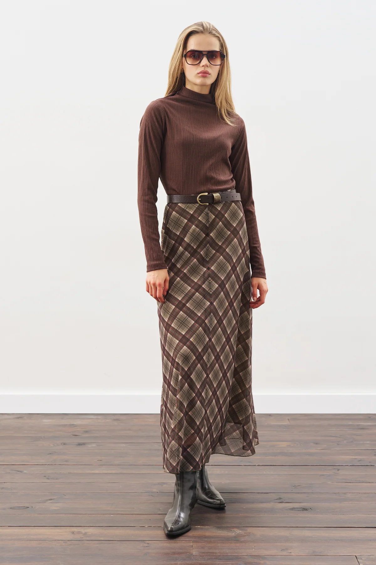 High-Neck Bodysuit Brown - Image 3