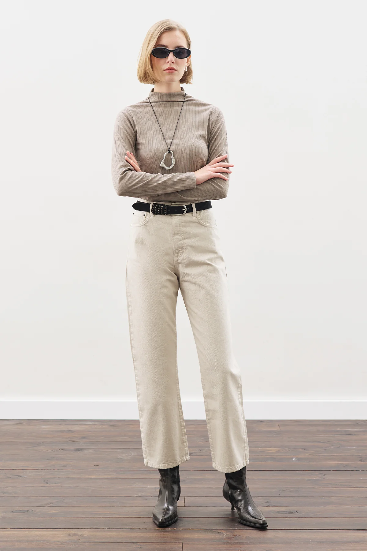High-Neck Bodysuit Mınk - Image 4