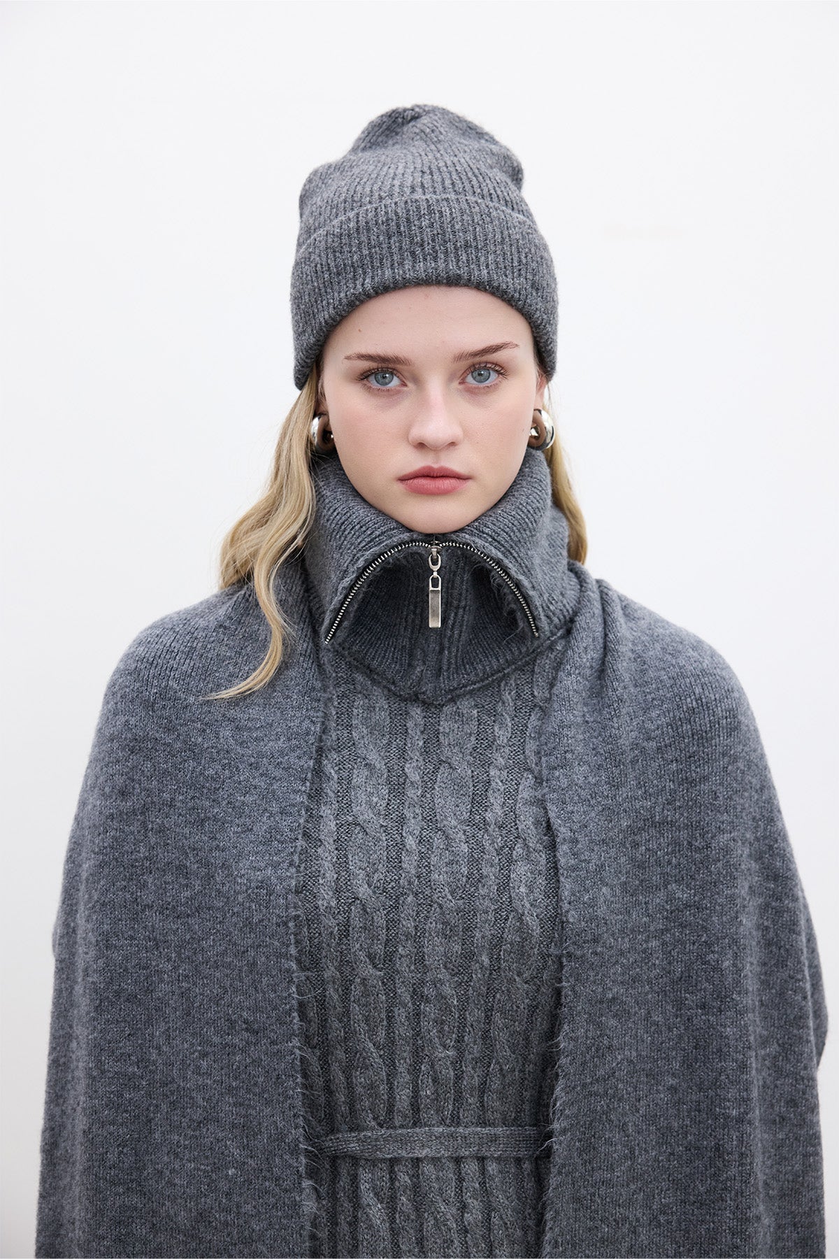 High-Neck Cape Scarf Anthracite - Image 2