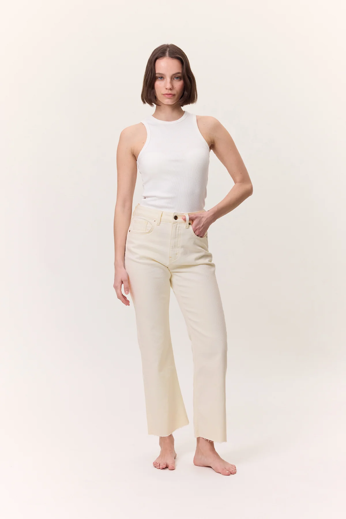High-Rise Flared Jeans Ecru - Image 3