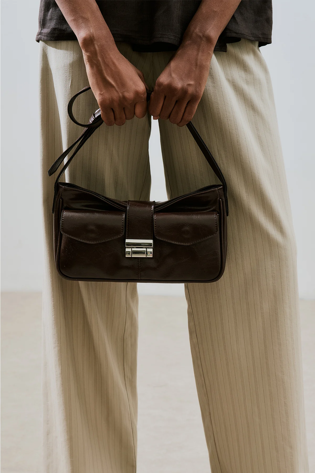 Hondae Buckle Bag Dark Brown - Image 2