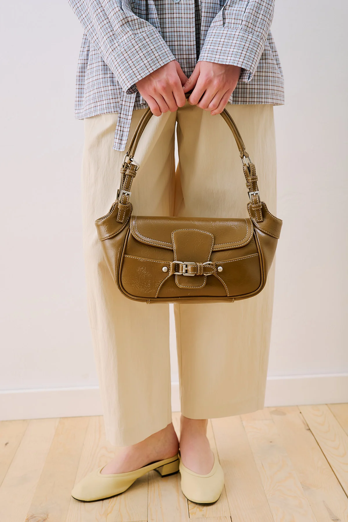 Indy Flap Bag Green - Image 3