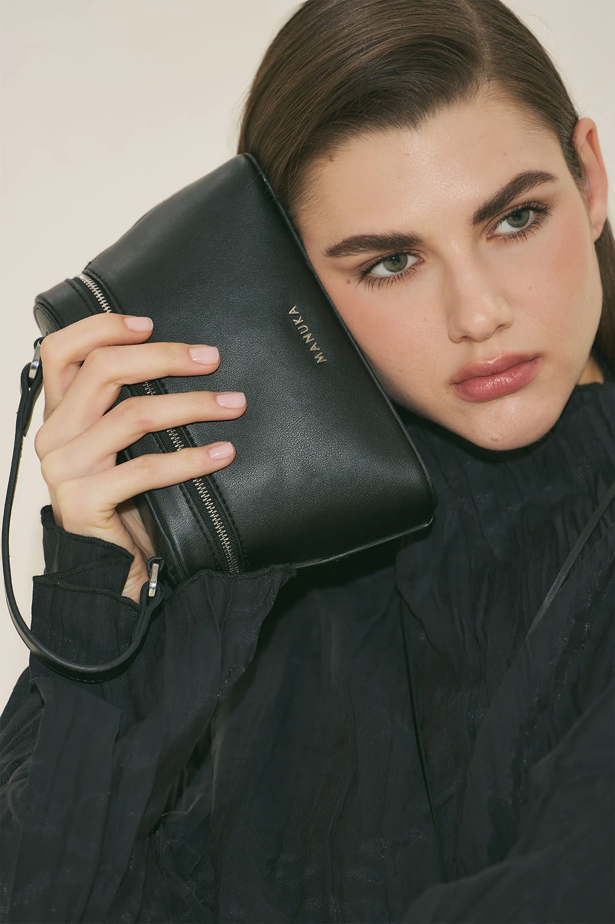 Izzy Mini Bag Black - Image 7