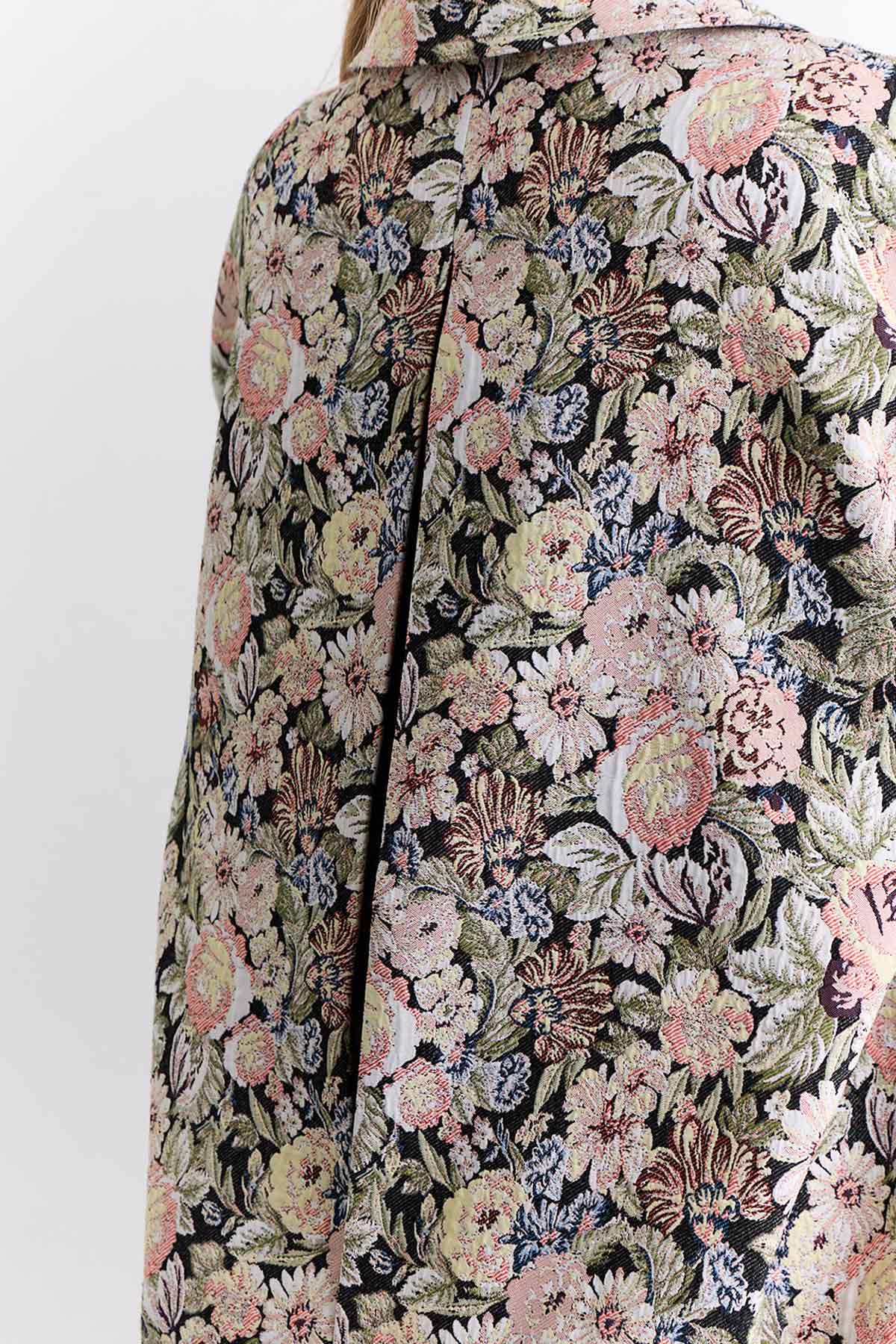 Jacquard Pattern Statement Jacket Powder - Image 7