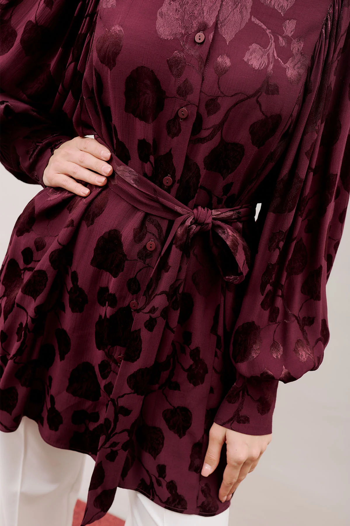 Jacquard Satin Shirt Burgundy - Image 4