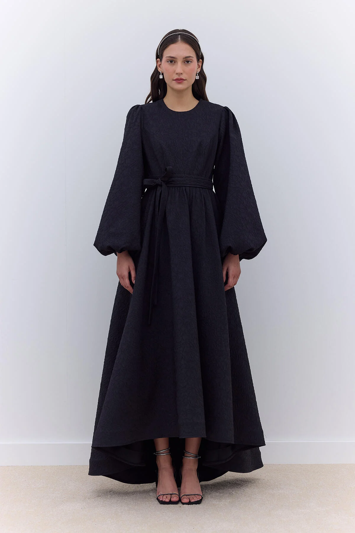 Jacquard Tailed Evening Dress Black - Image 4